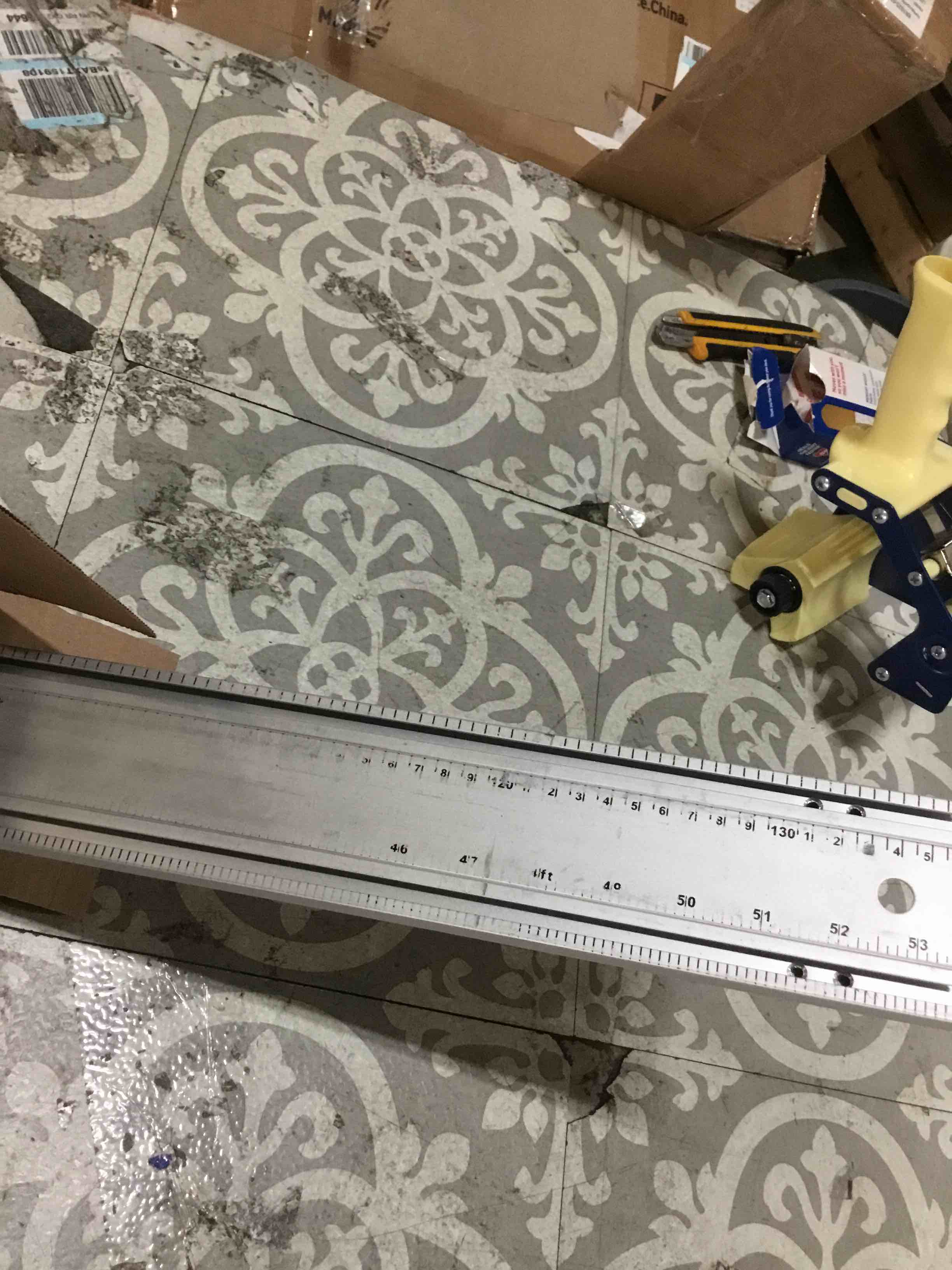 metal table measure tool