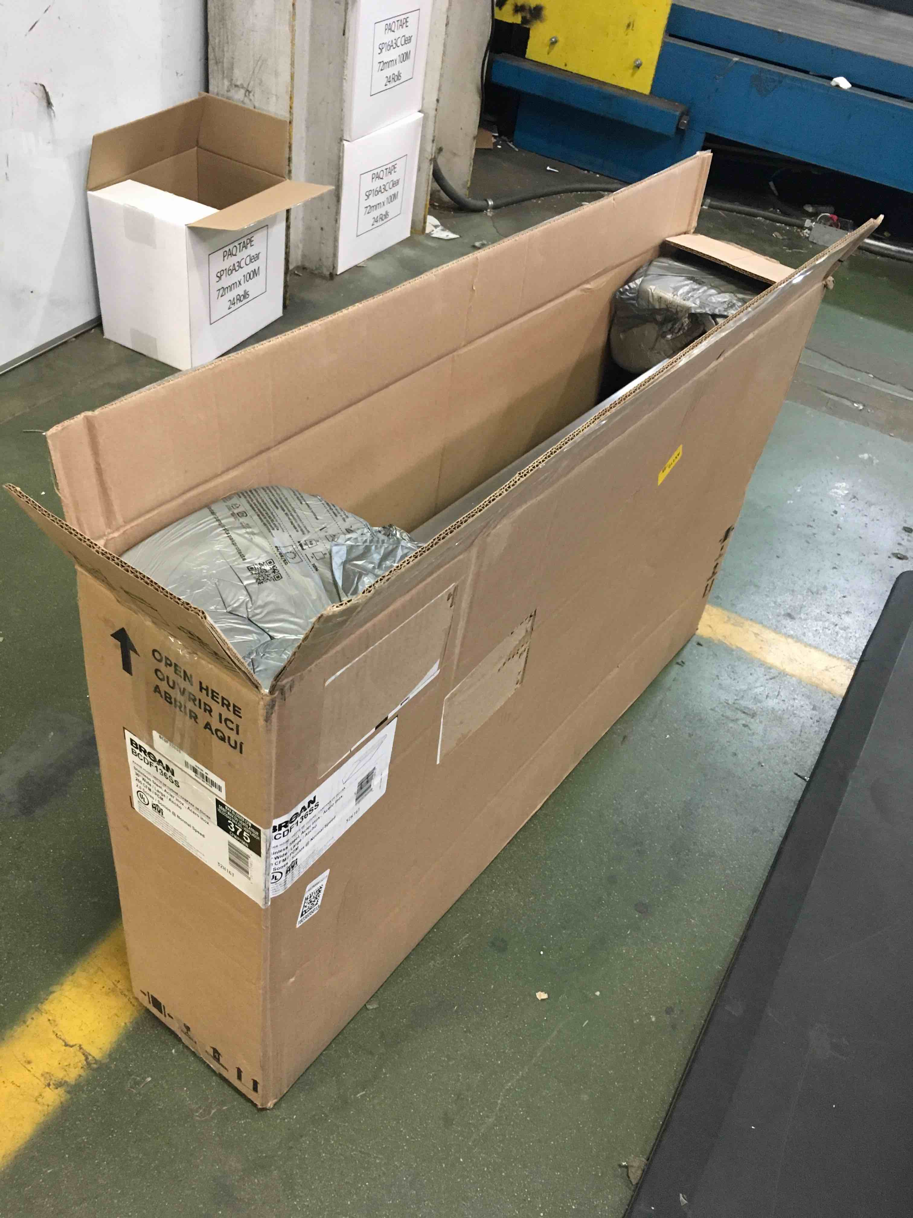 https://s3.amazonaws.com/lotting-images-prod/bidfta/ORG5546314_1696861675702.jpeg