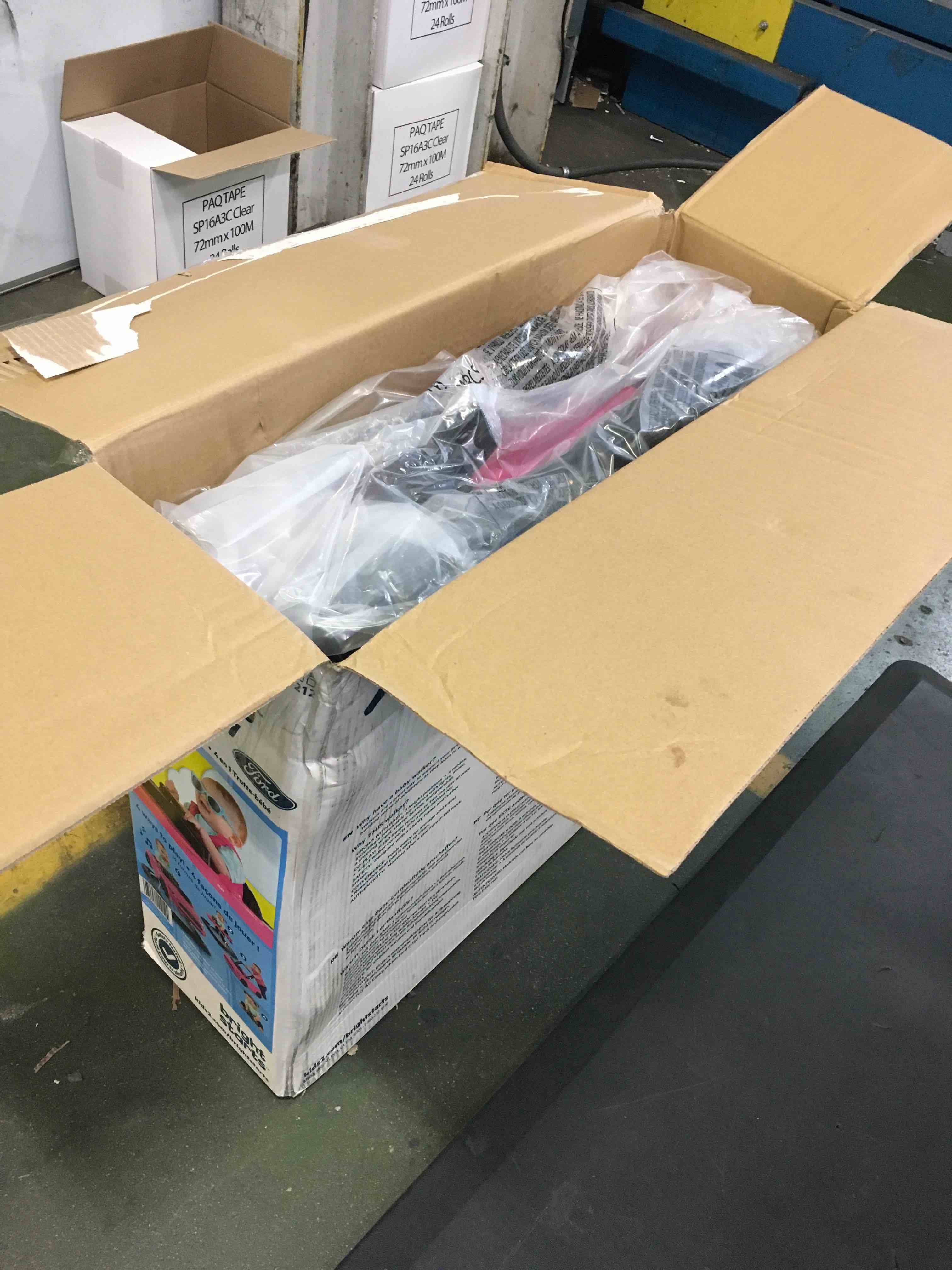 https://s3.amazonaws.com/lotting-images-prod/bidfta/ORG5546318_1696862269439.jpeg