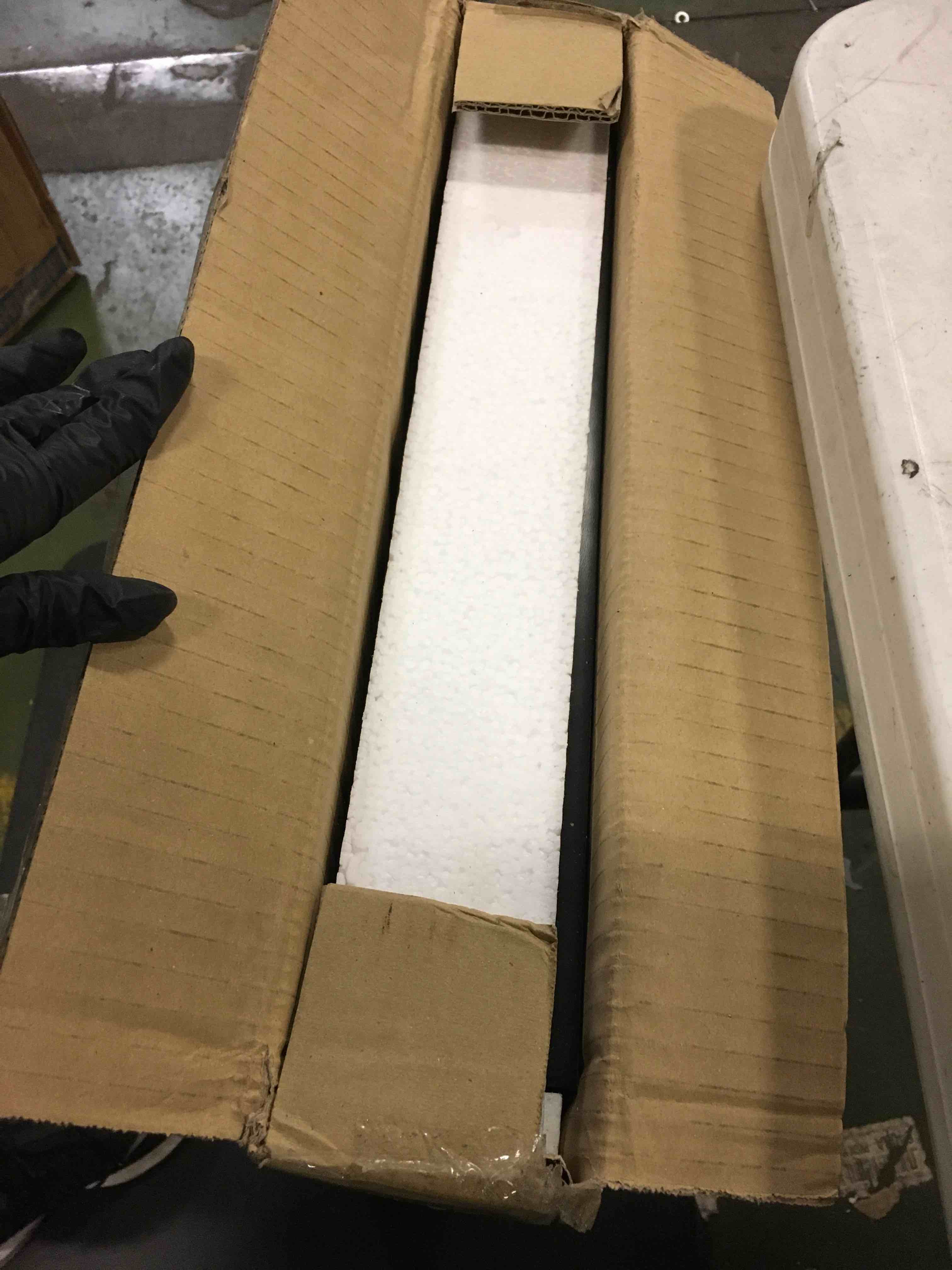 https://s3.amazonaws.com/lotting-images-prod/bidfta/ORG5546466_1696938597260.jpeg