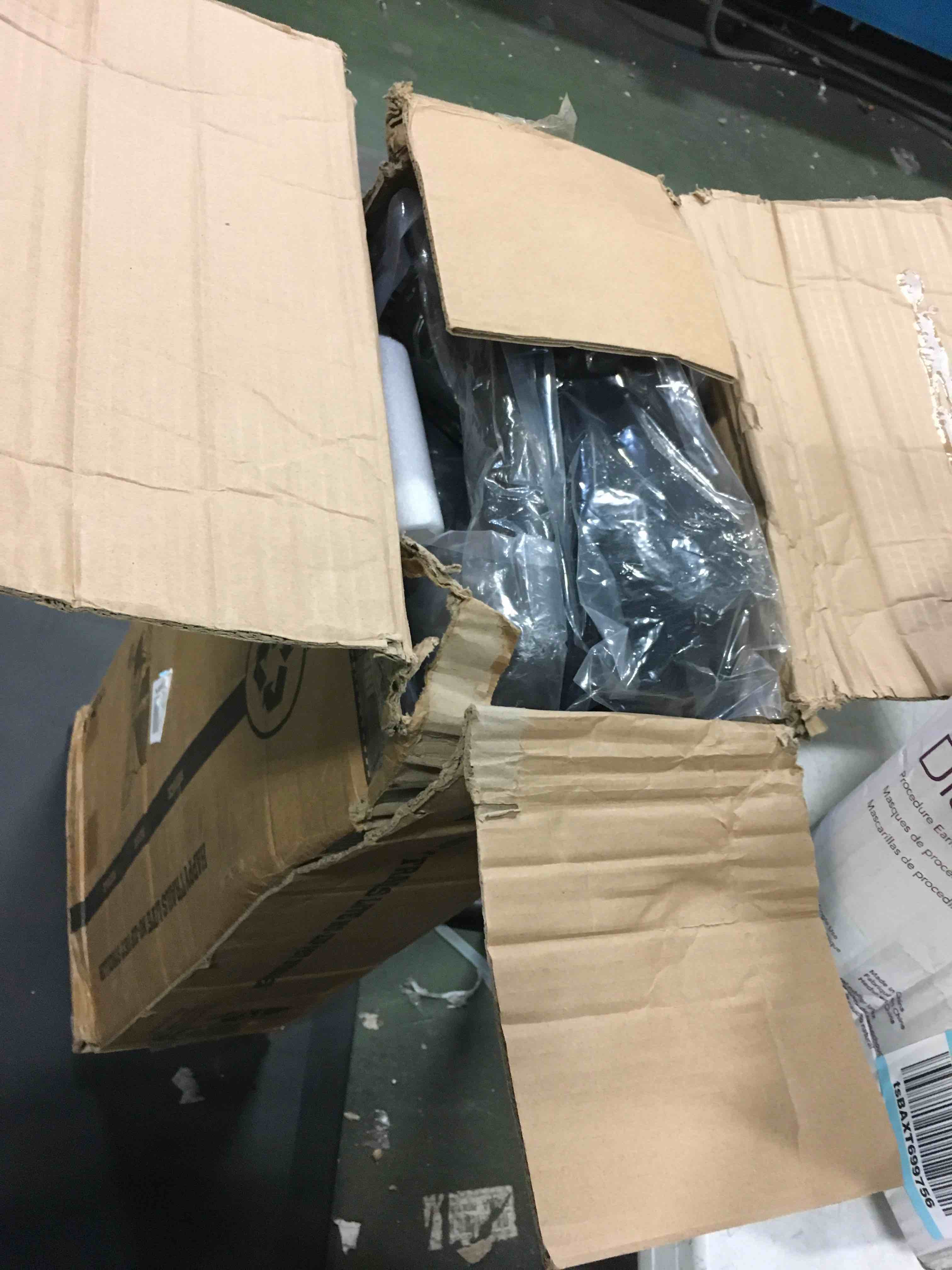 https://s3.amazonaws.com/lotting-images-prod/bidfta/ORG5546472_1696939356868.jpeg