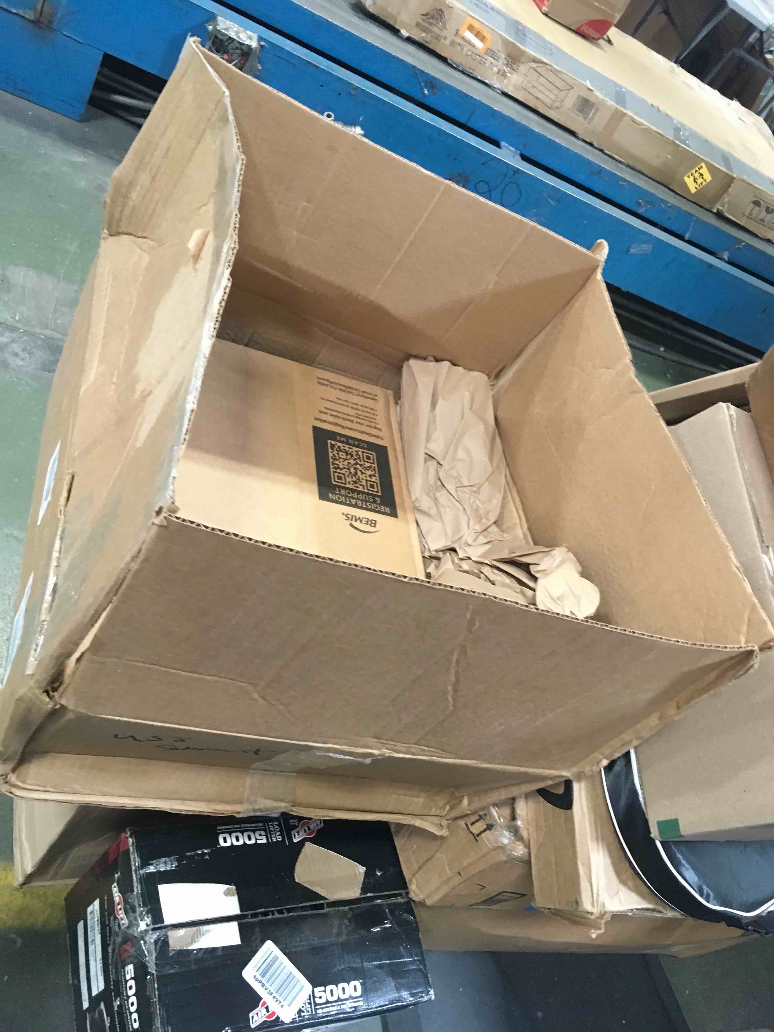 https://s3.amazonaws.com/lotting-images-prod/bidfta/ORG5547428_1697466952124.jpeg