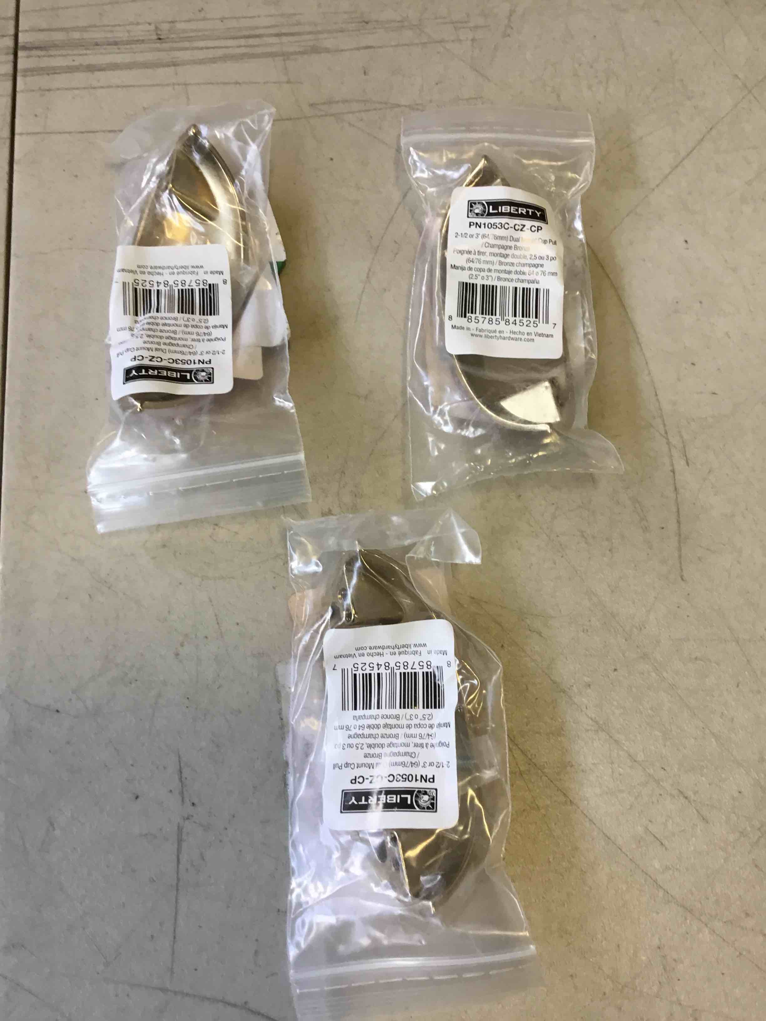 https://s3.amazonaws.com/lotting-images-prod/bidfta/ORG5547787_1696875728339.jpeg