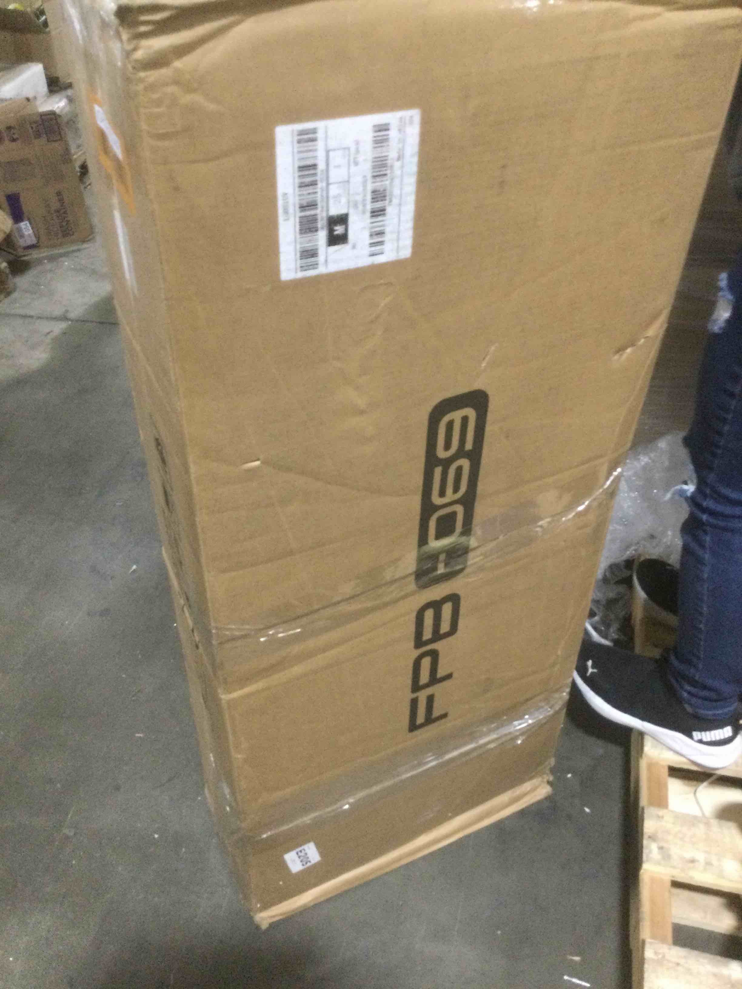 https://s3.amazonaws.com/lotting-images-prod/bidfta/ORG5553448_1697120789226.jpeg