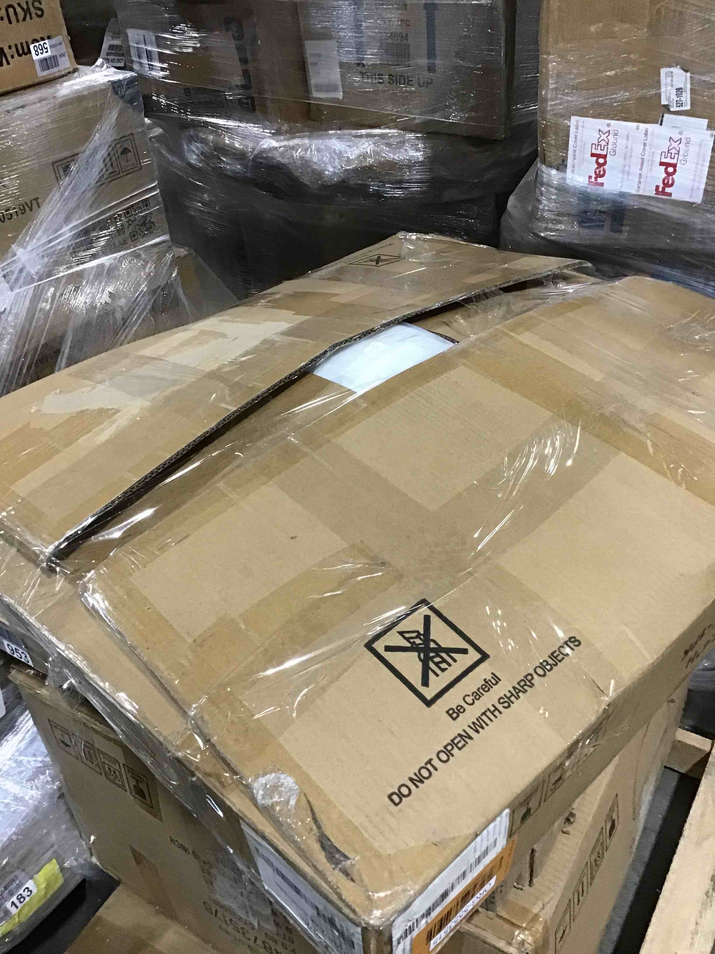 https://s3.amazonaws.com/lotting-images-prod/bidfta/ORG5553515_1697124179553.jpeg