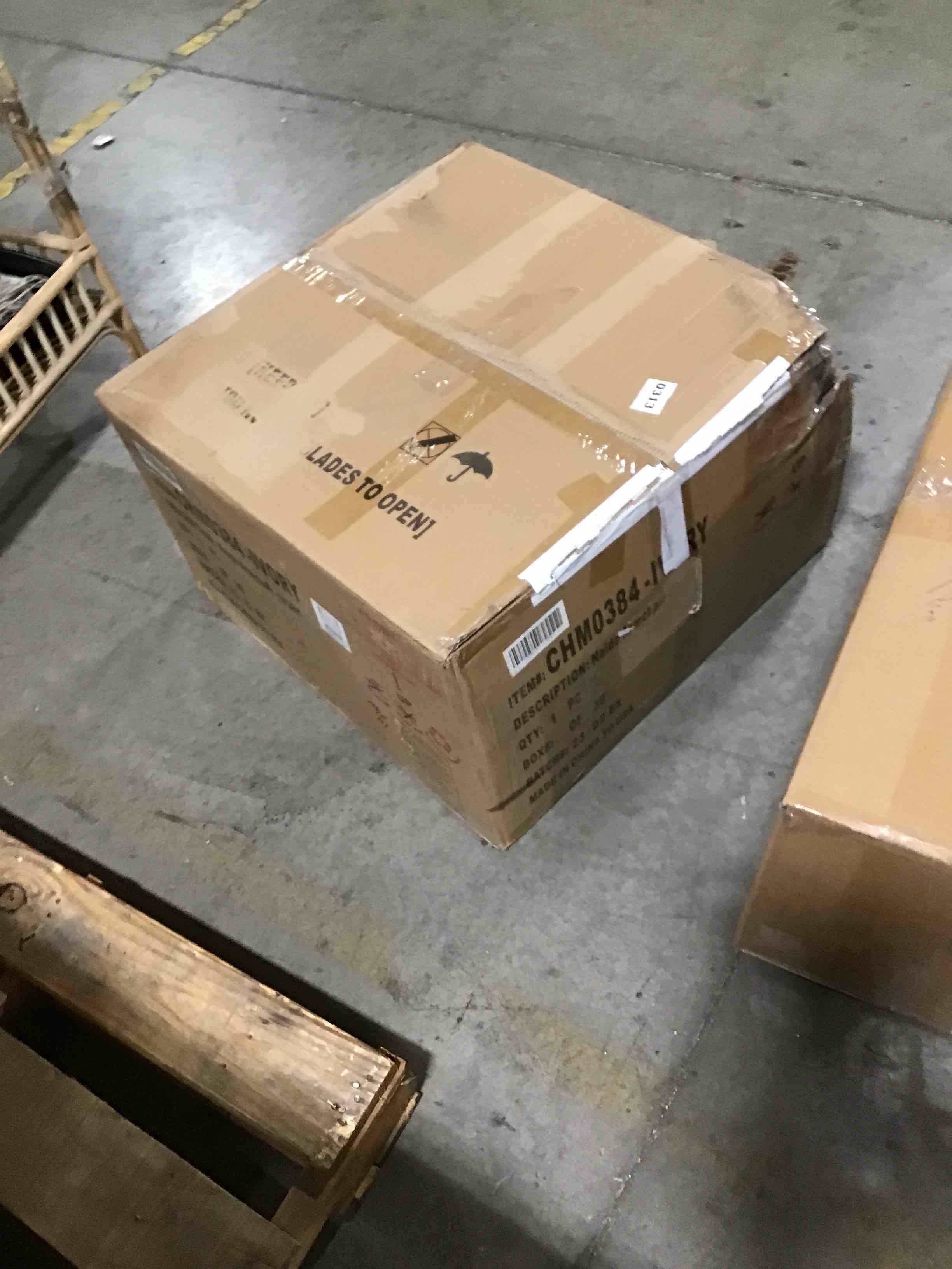 https://s3.amazonaws.com/lotting-images-prod/bidfta/ORG5557598_1700245033164.jpeg