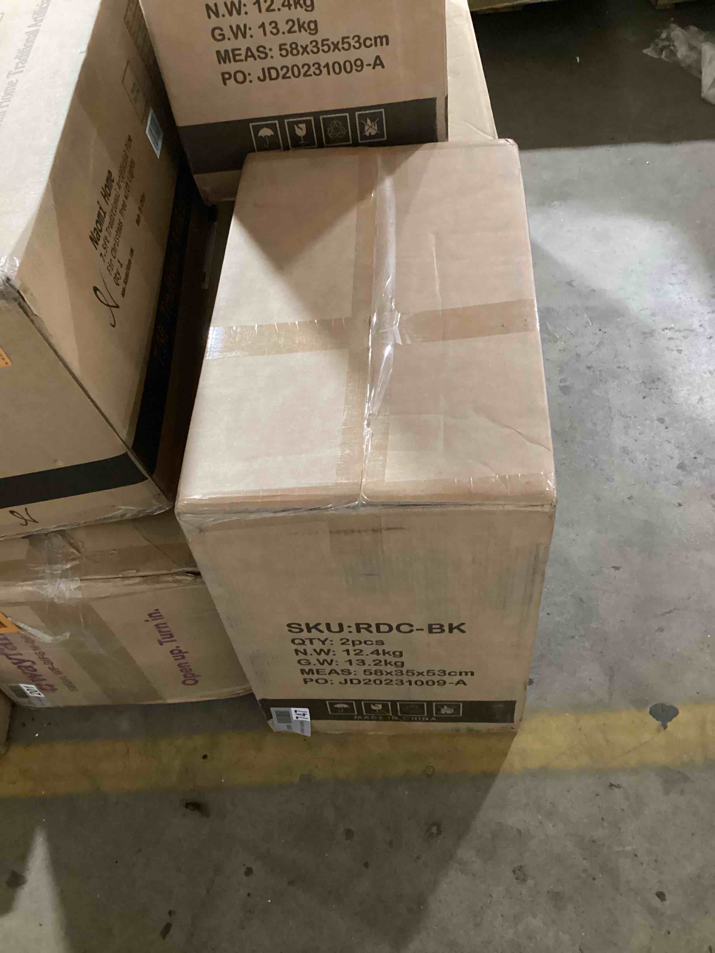 https://s3.amazonaws.com/lotting-images-prod/bidfta/ORG5559222_1703695471358.jpeg