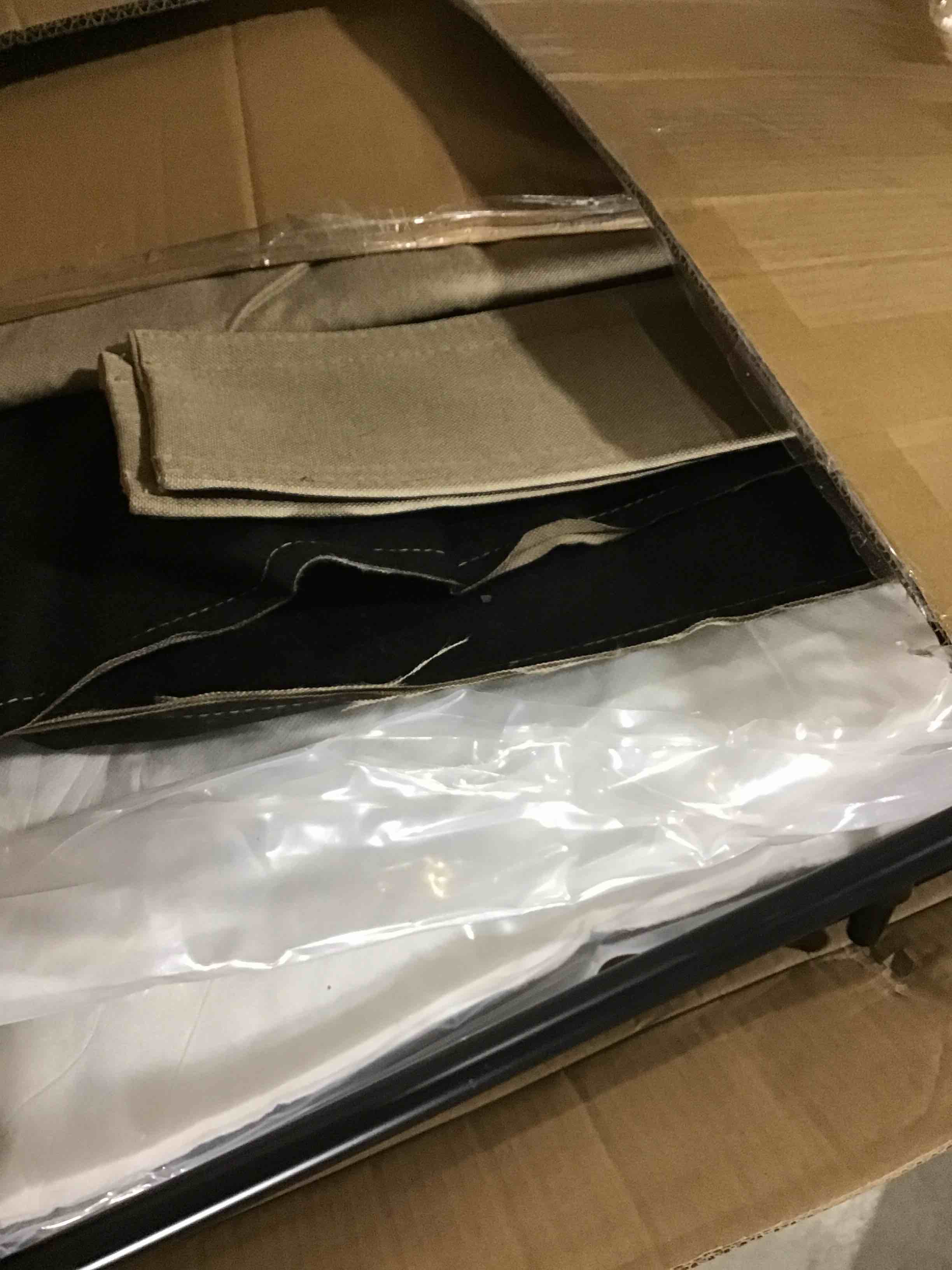 https://s3.amazonaws.com/lotting-images-prod/bidfta/ORG5559832_1697832391892.jpeg