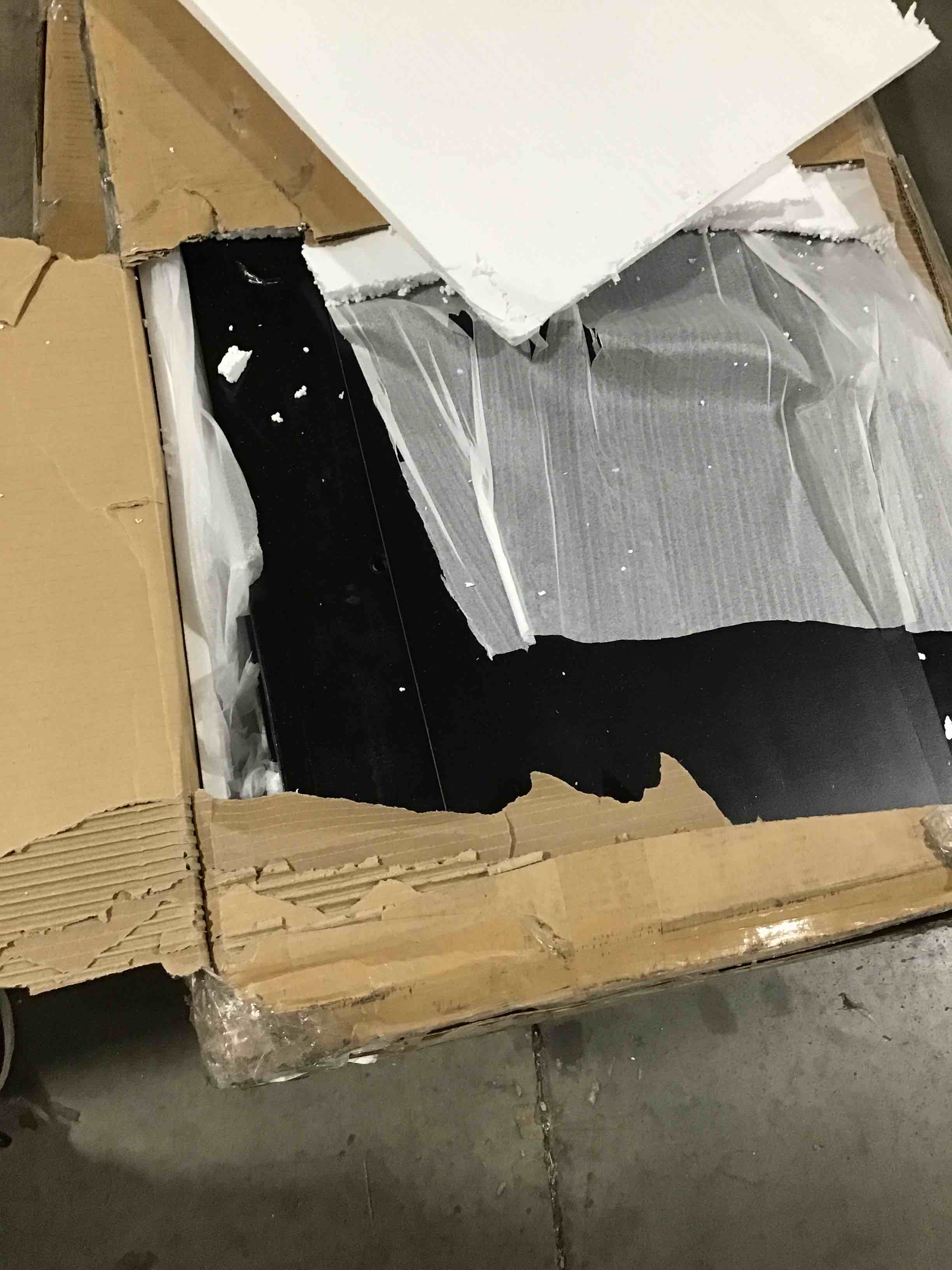 https://s3.amazonaws.com/lotting-images-prod/bidfta/ORG5560046_1698259301344.jpeg