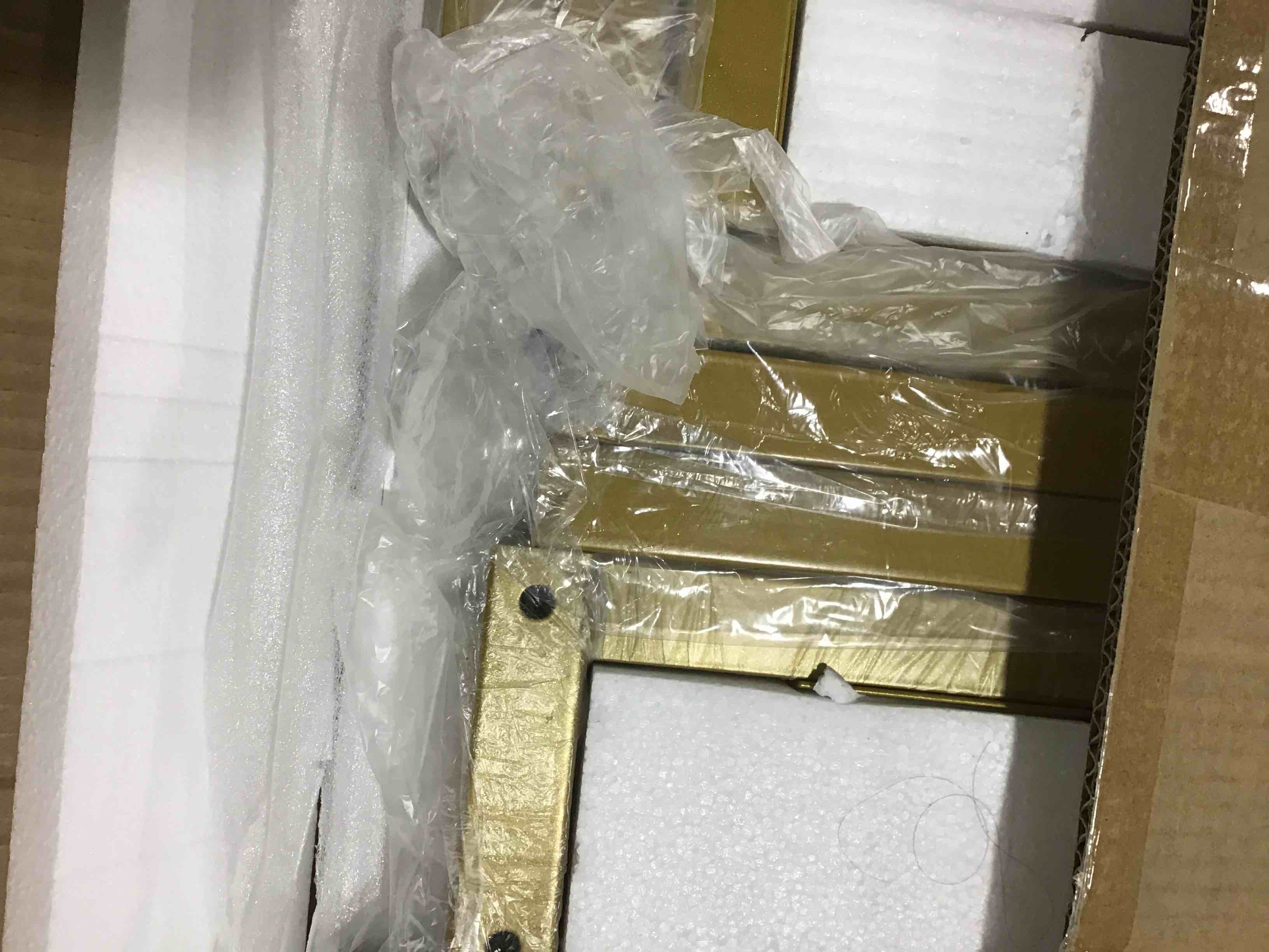 https://s3.amazonaws.com/lotting-images-prod/bidfta/ORG5560916_1700591220998.jpeg