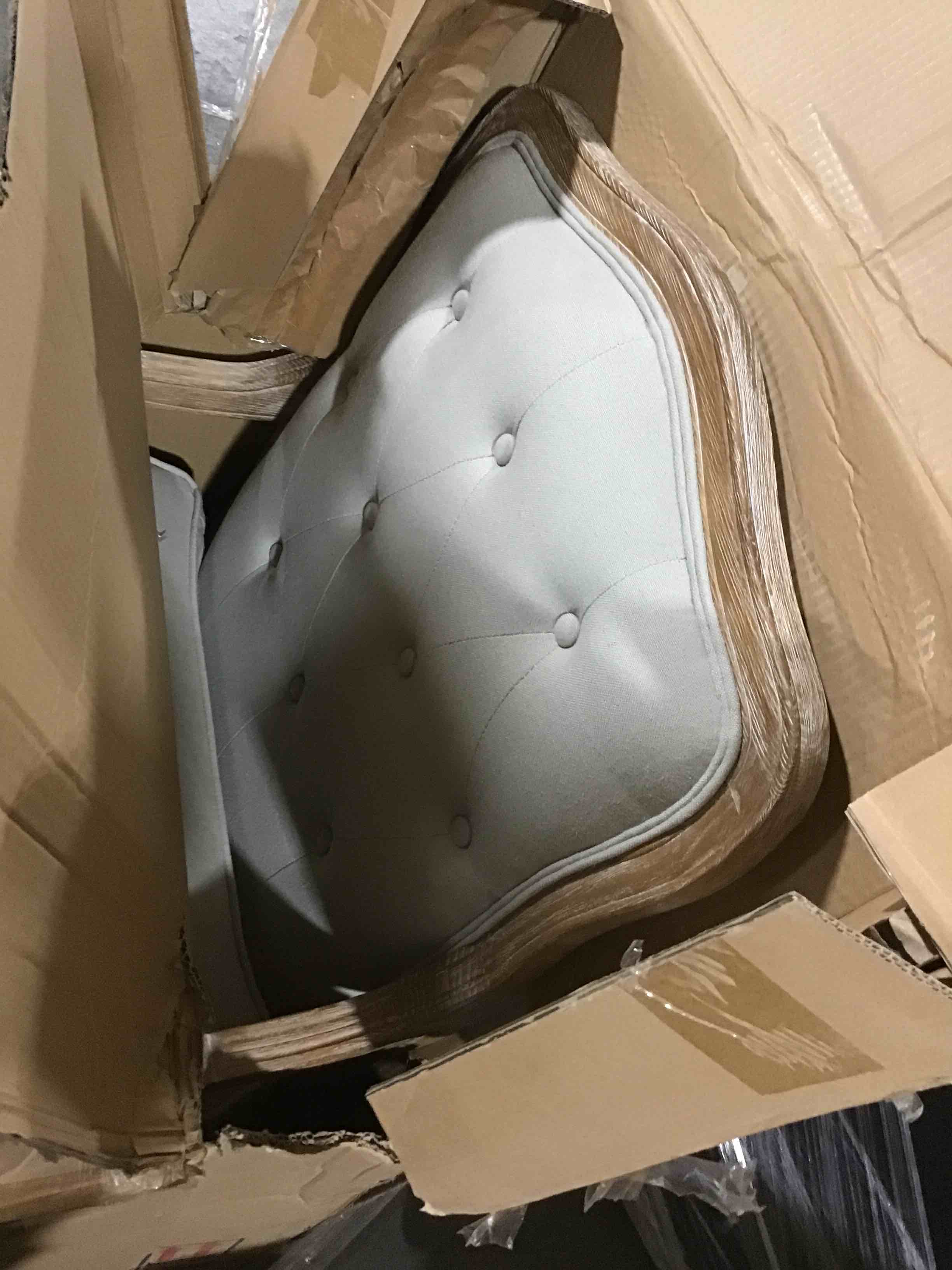 https://s3.amazonaws.com/lotting-images-prod/bidfta/ORG5561411_1699555990817.jpeg