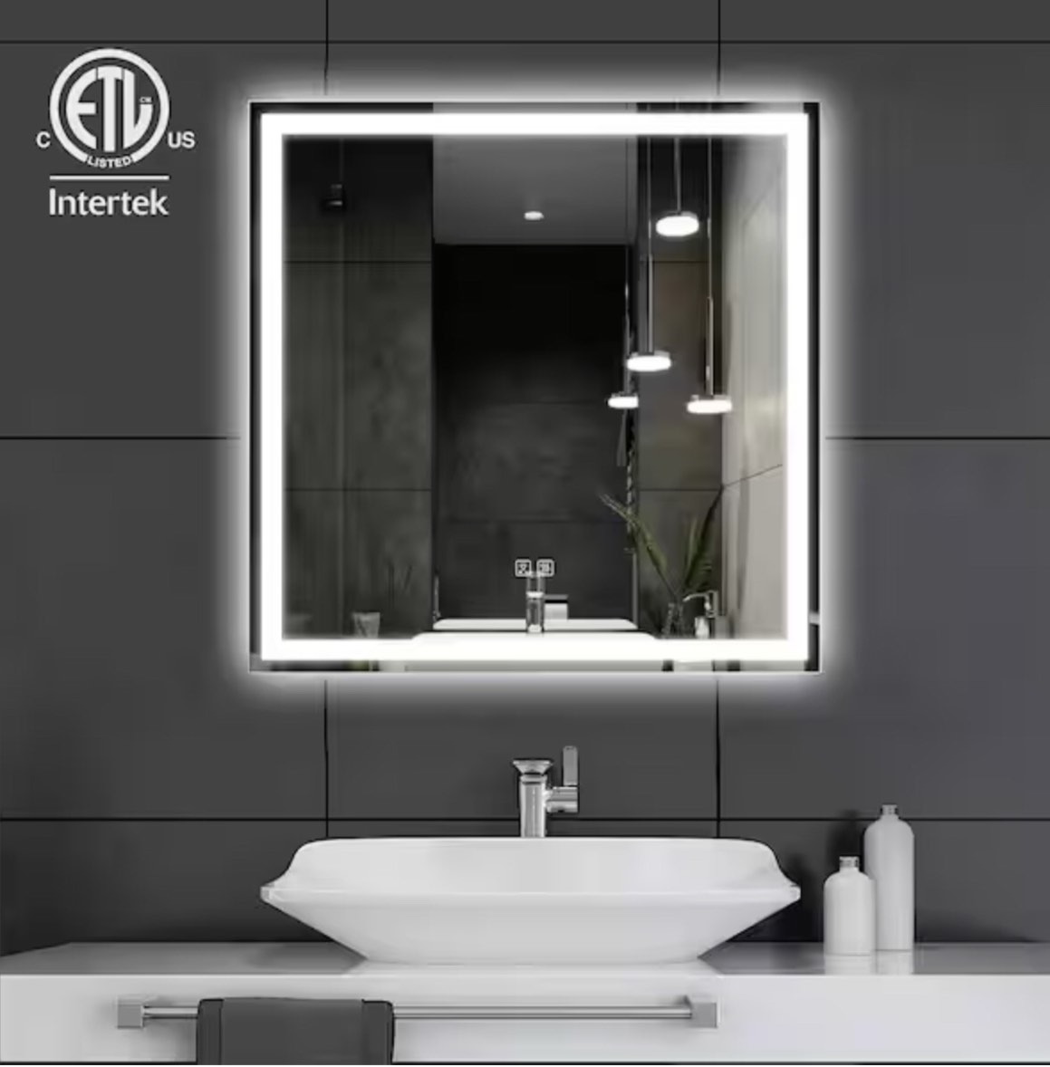 https://s3.amazonaws.com/lotting-images-prod/bidfta/ORG5561489_1700591400335.jpeg