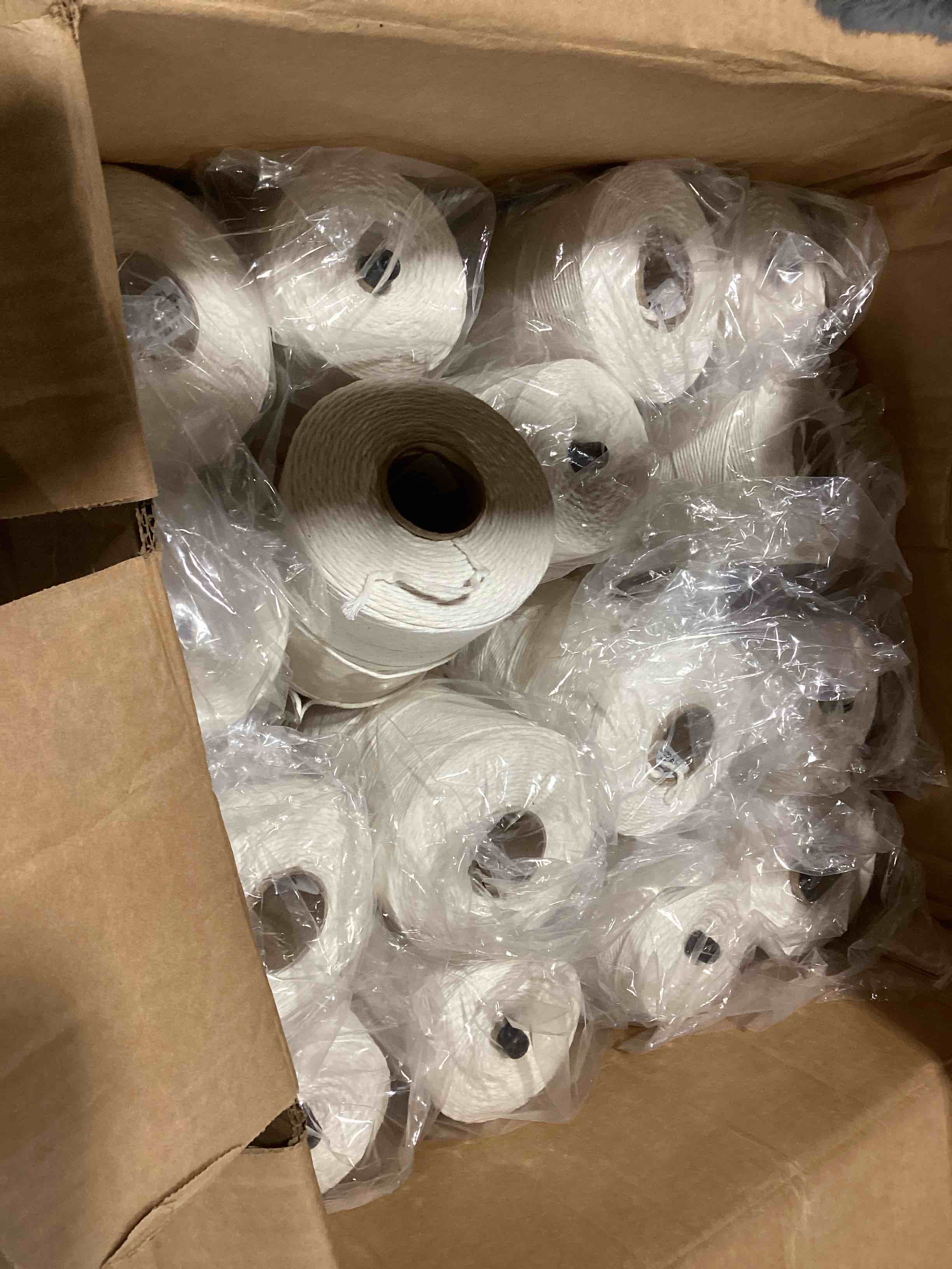 https://s3.amazonaws.com/lotting-images-prod/bidfta/ORG5562653_1698326970052.jpeg