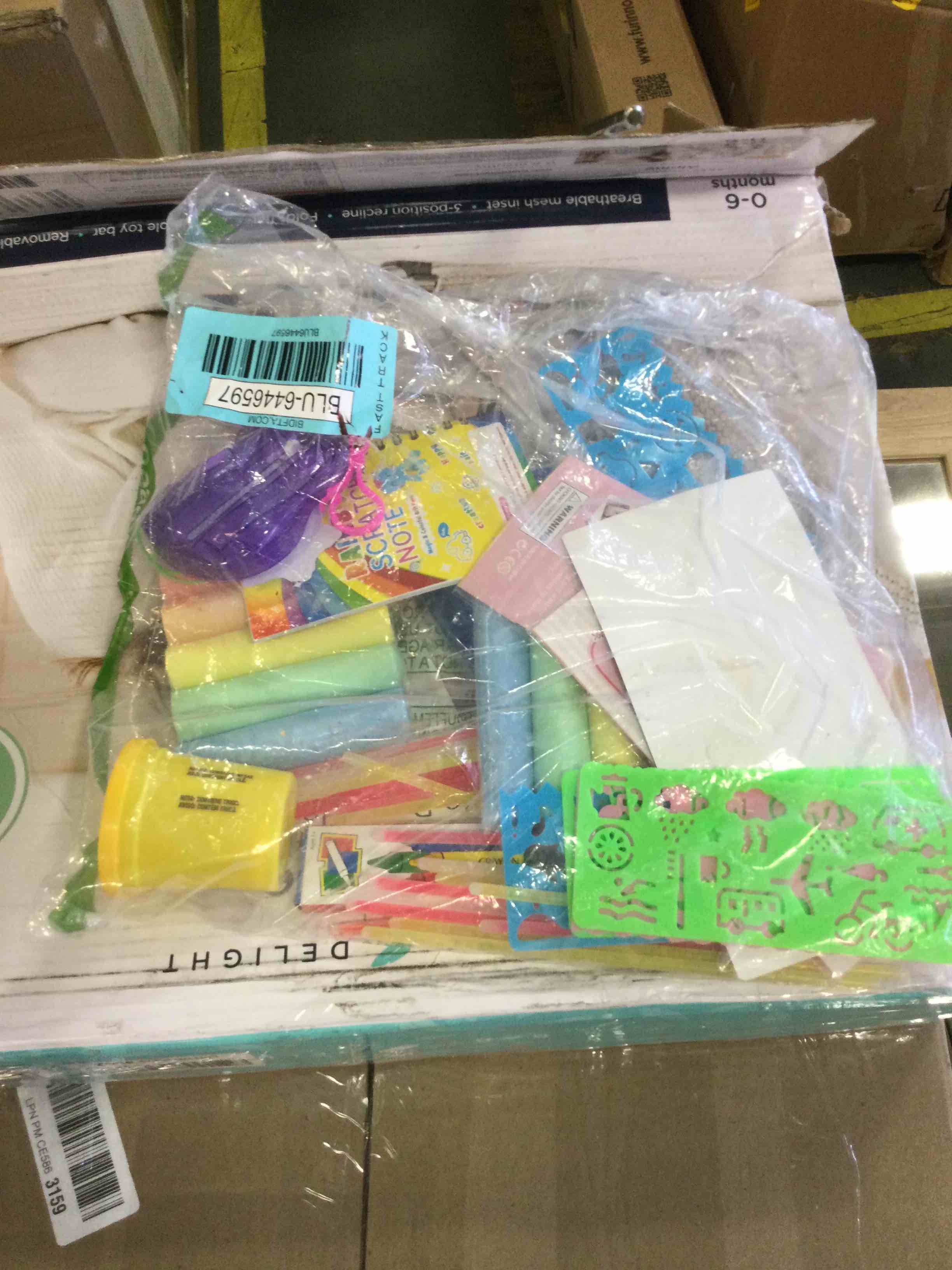 ZMLM Rainbow Scratch Party Favors Kids: Birthday Gifts Toy Bulk Scratch Art Notebook 24 Pack Scratch Paper Birthday Party Favor Girls Boys Art Craft Kit Scratch Pads Classroom Prizes