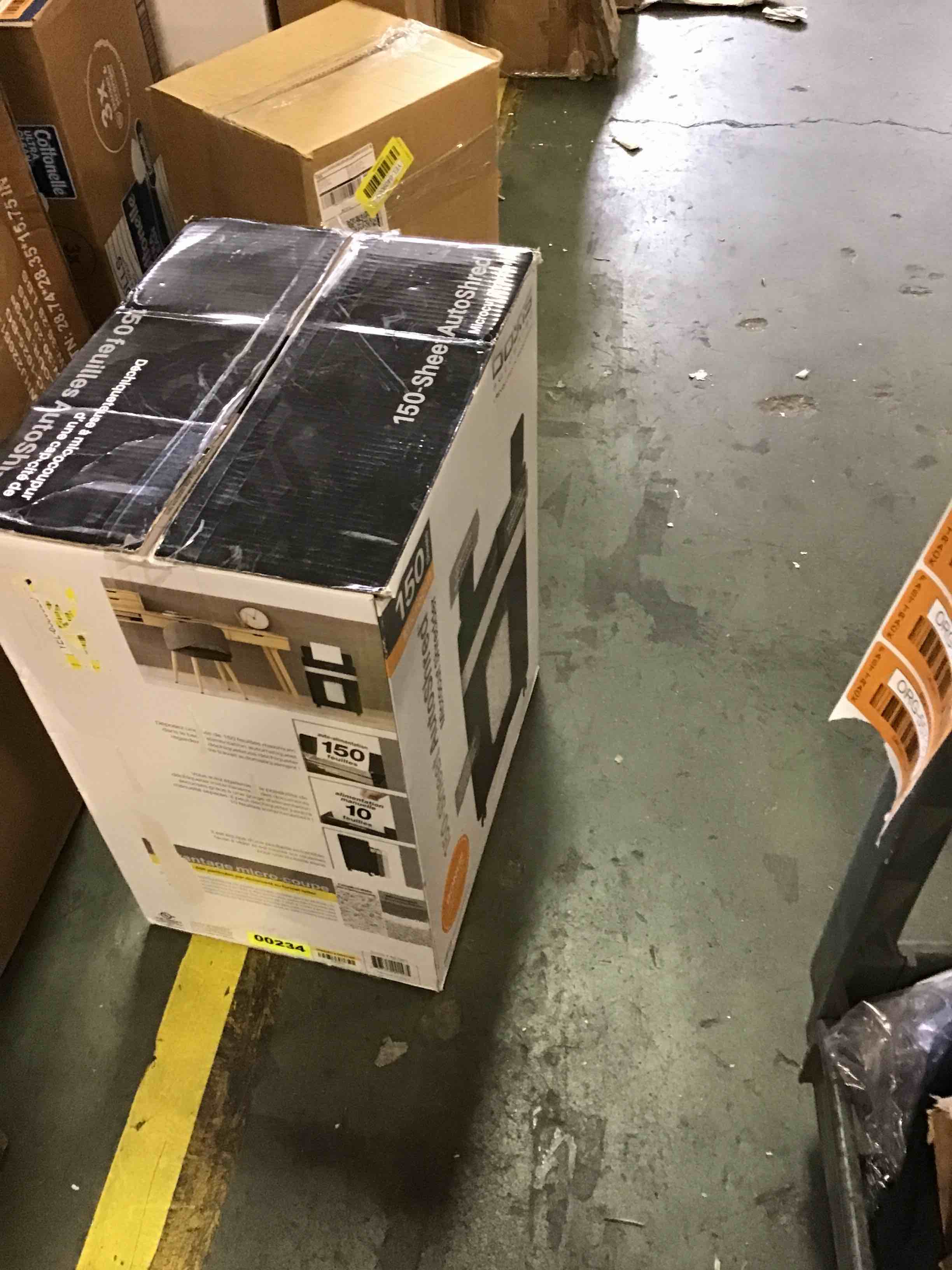 Boxis 150-Sheet Micro-Cut Shredder, Black, AD150T