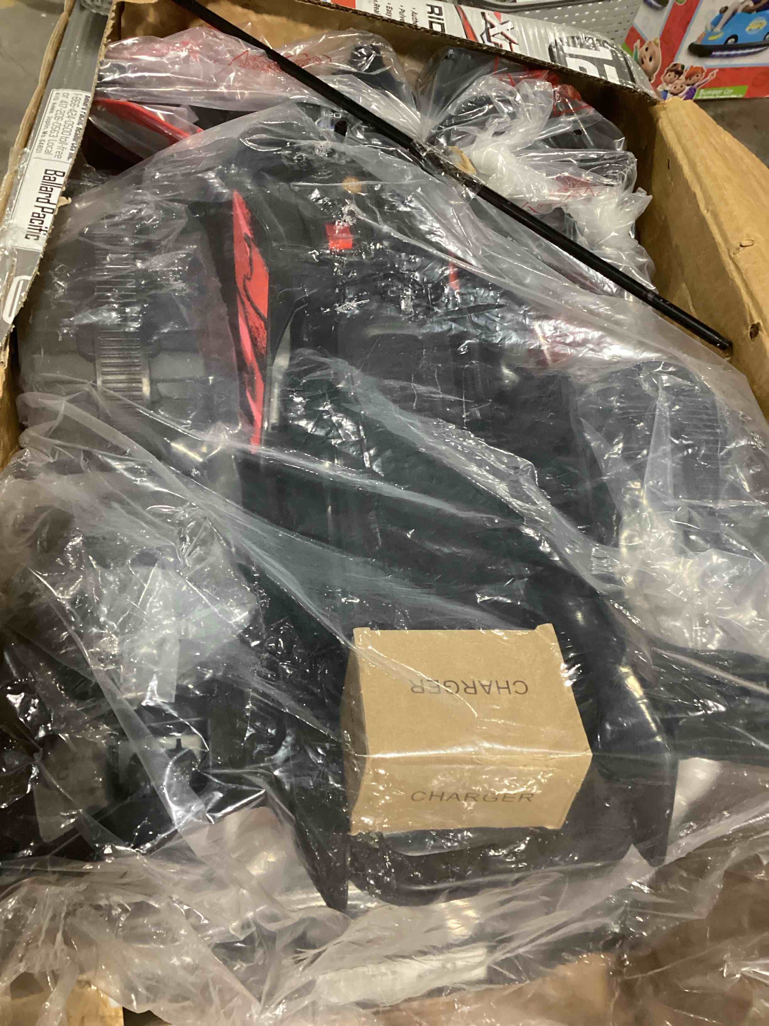 https://s3.amazonaws.com/lotting-images-prod/bidfta/ORG5576933_1706024489112.jpeg