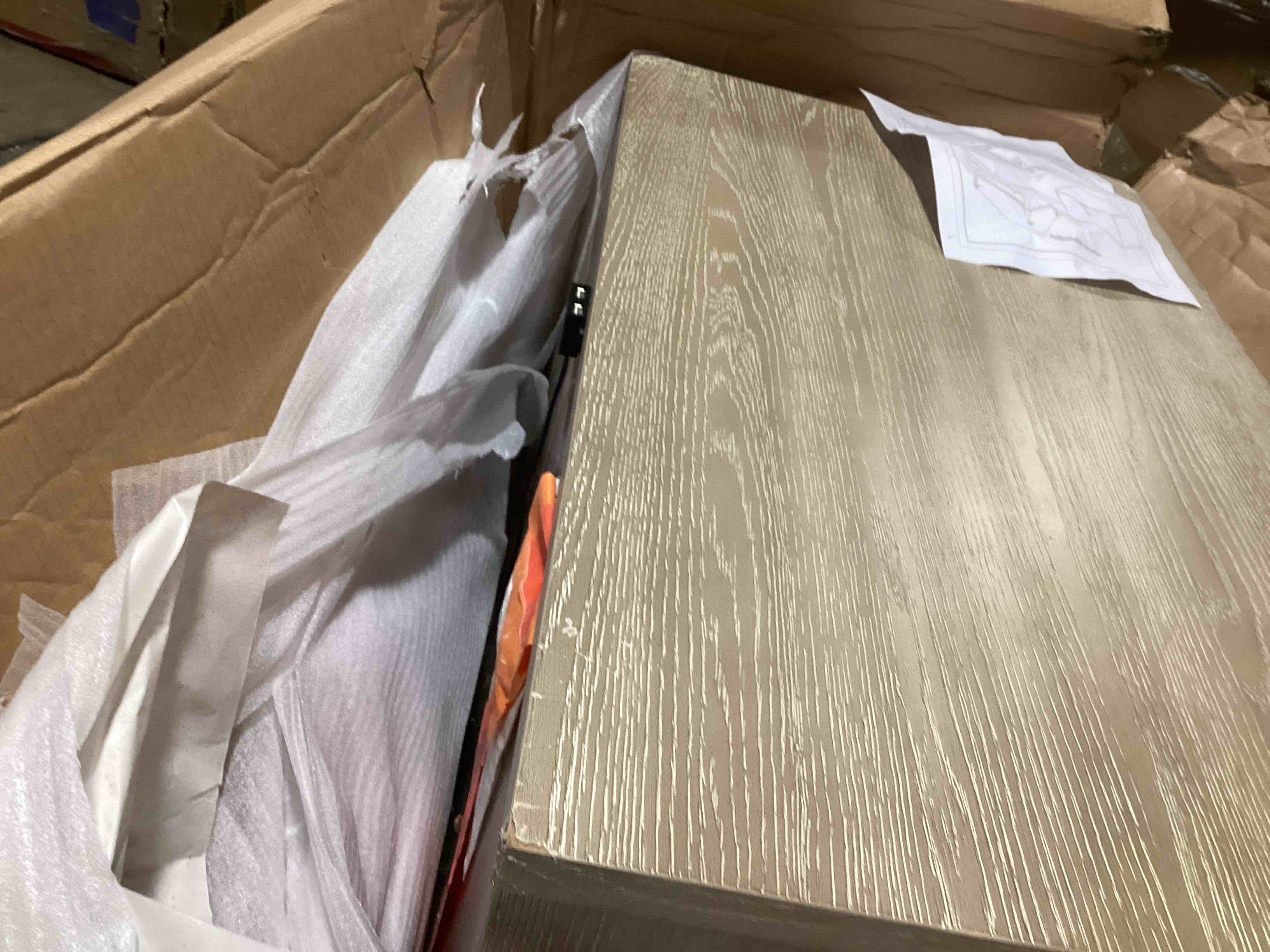 https://s3.amazonaws.com/lotting-images-prod/bidfta/ORG5576986_1706041092247.jpeg