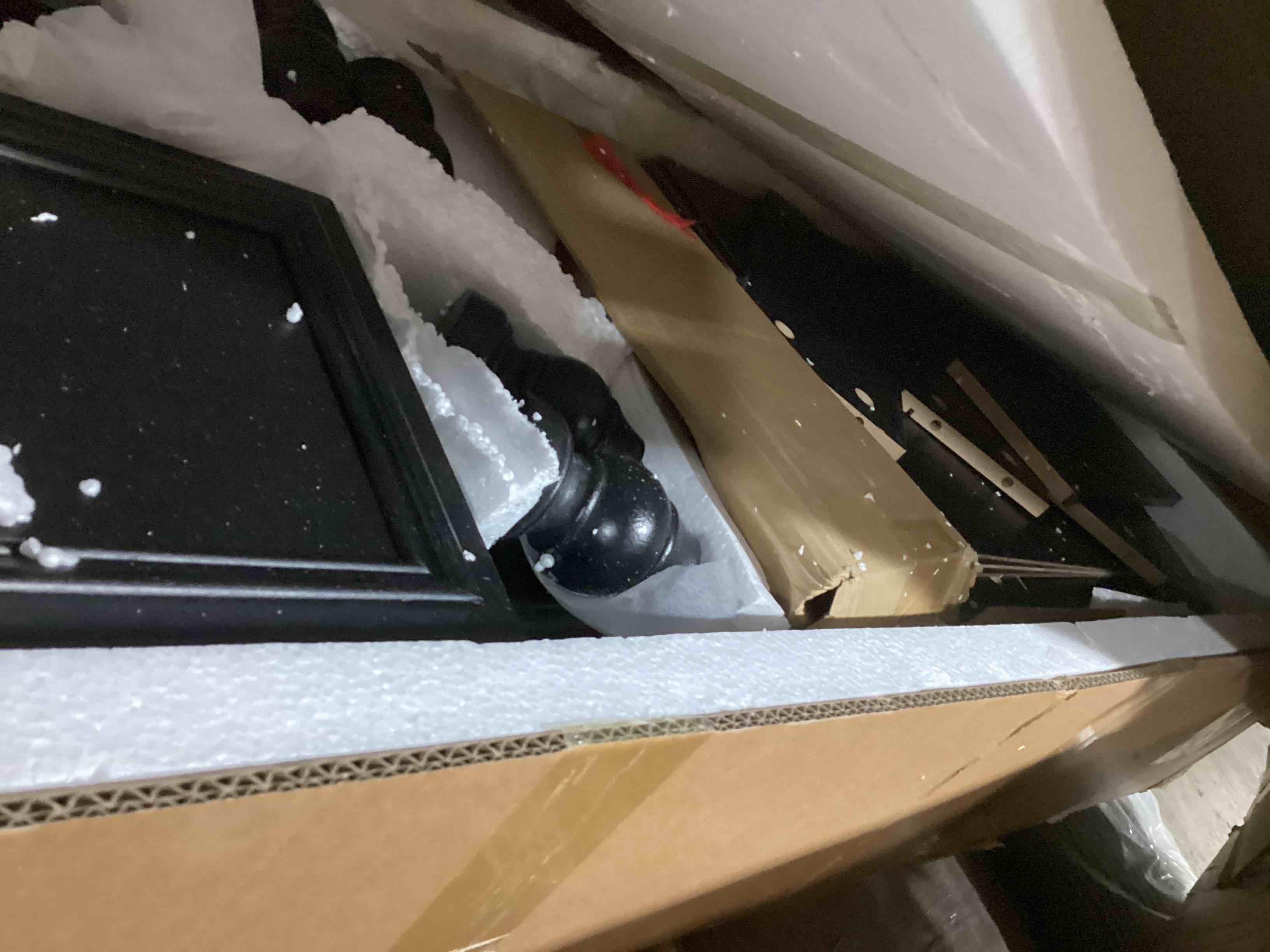 https://s3.amazonaws.com/lotting-images-prod/bidfta/ORG5577020_1706104255410.jpeg