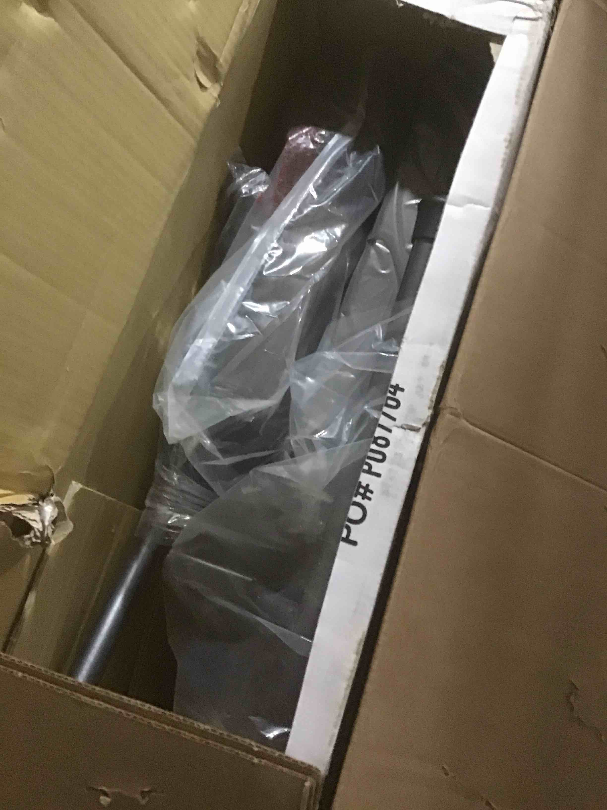 https://s3.amazonaws.com/lotting-images-prod/bidfta/ORG5580374_1706984412657.jpeg
