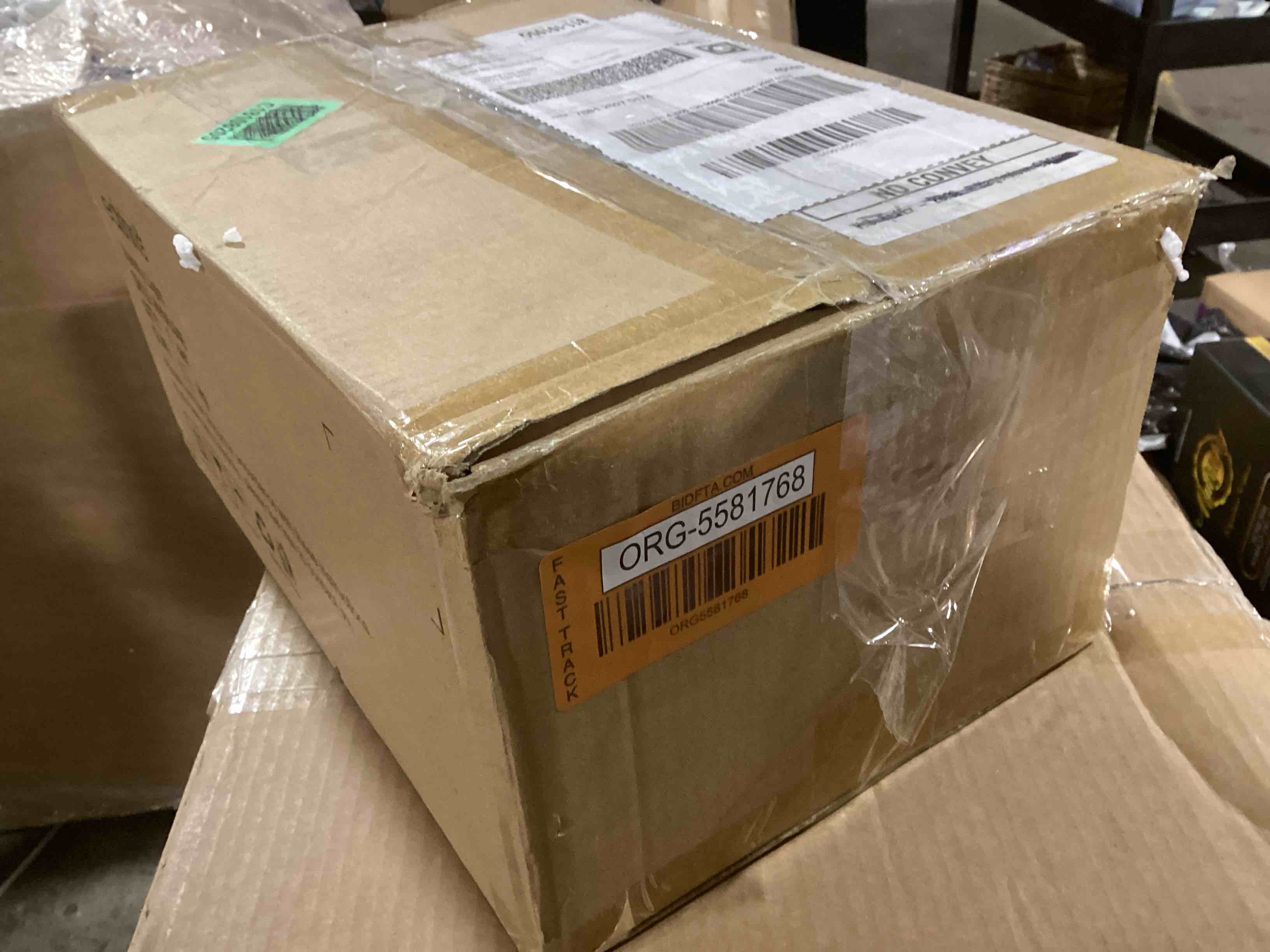 https://s3.amazonaws.com/lotting-images-prod/bidfta/ORG5581768_1705349872266.jpeg