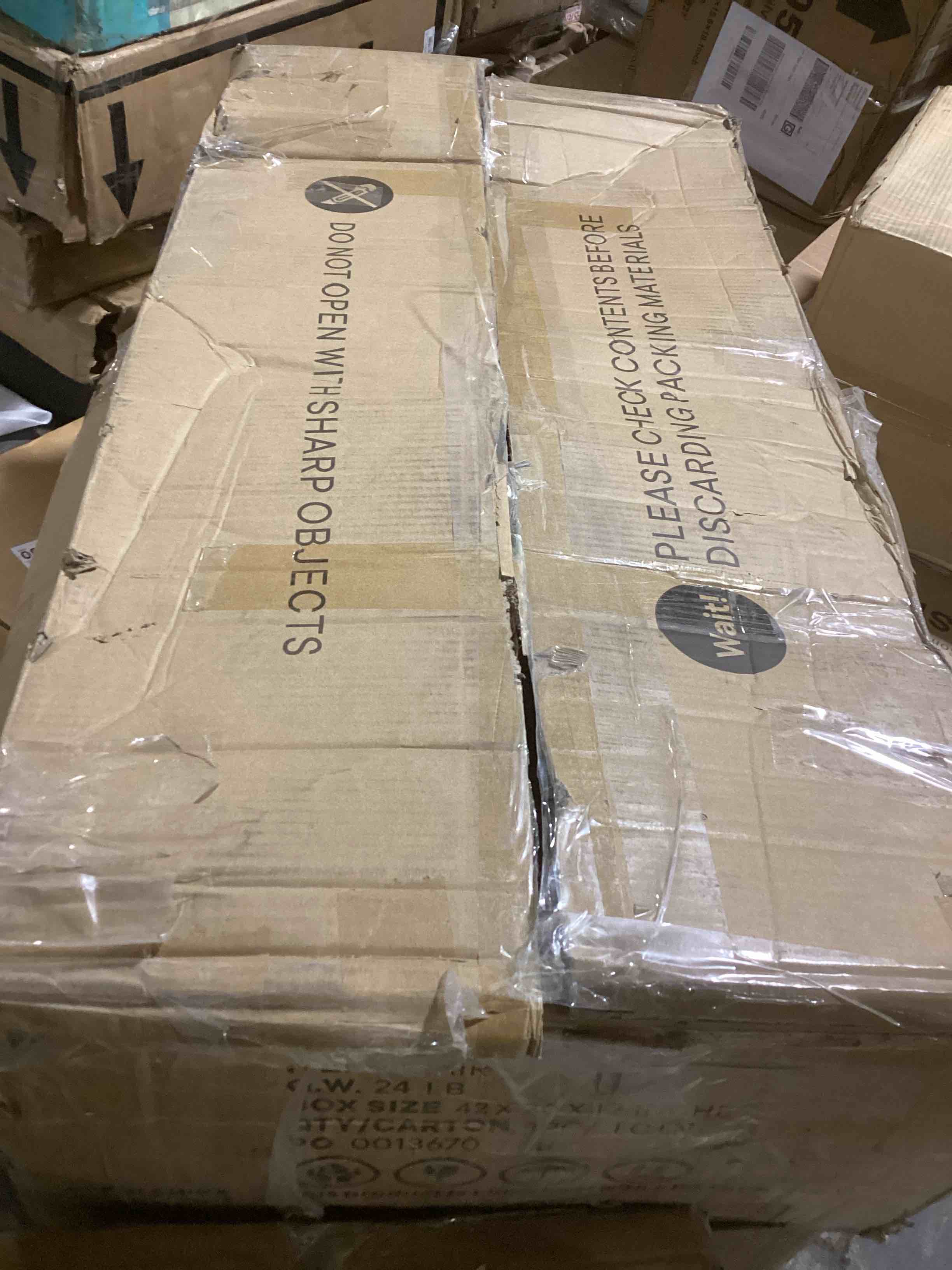 https://s3.amazonaws.com/lotting-images-prod/bidfta/ORG5582000_1704911808849.jpeg