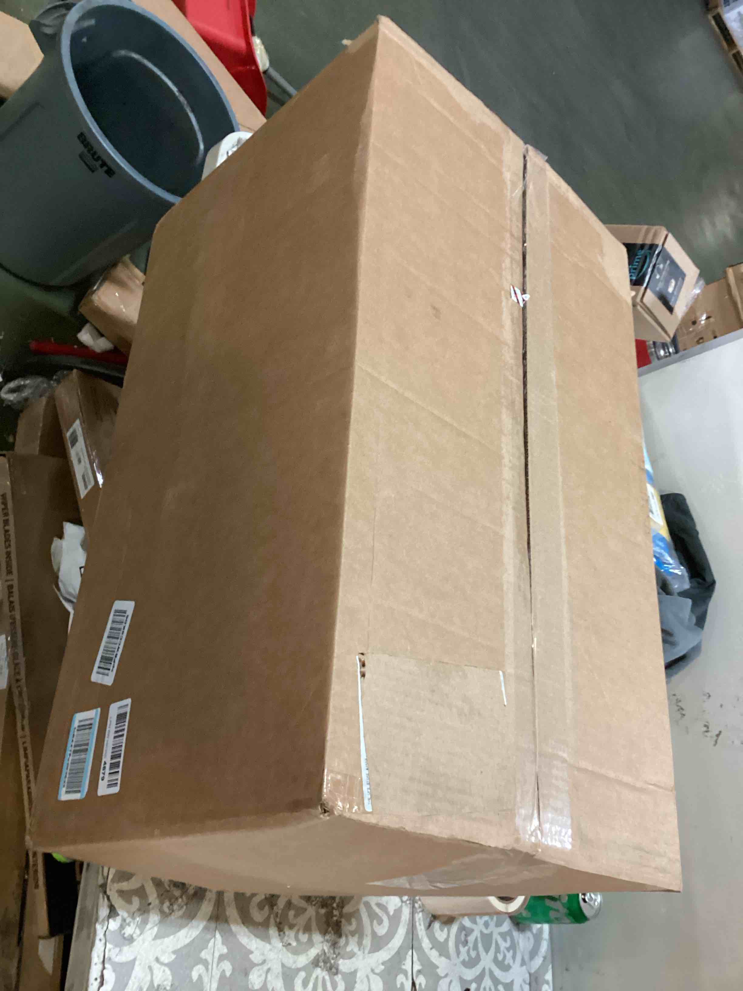 https://s3.amazonaws.com/lotting-images-prod/bidfta/ORG5613083_1701980682179.jpeg