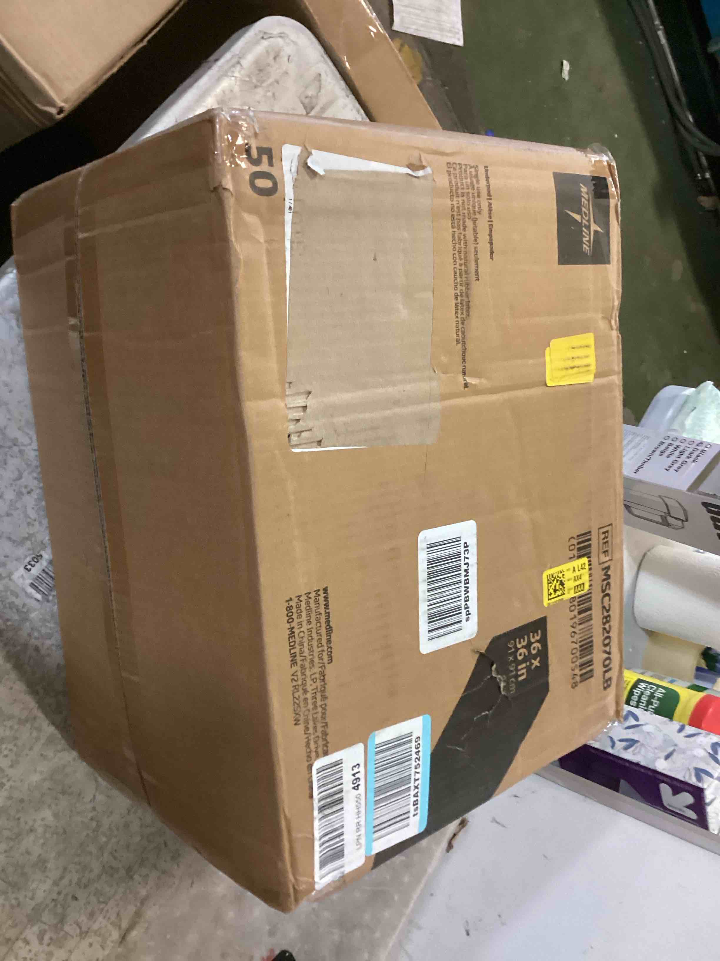 https://s3.amazonaws.com/lotting-images-prod/bidfta/ORG5613196_1702046799596.jpeg