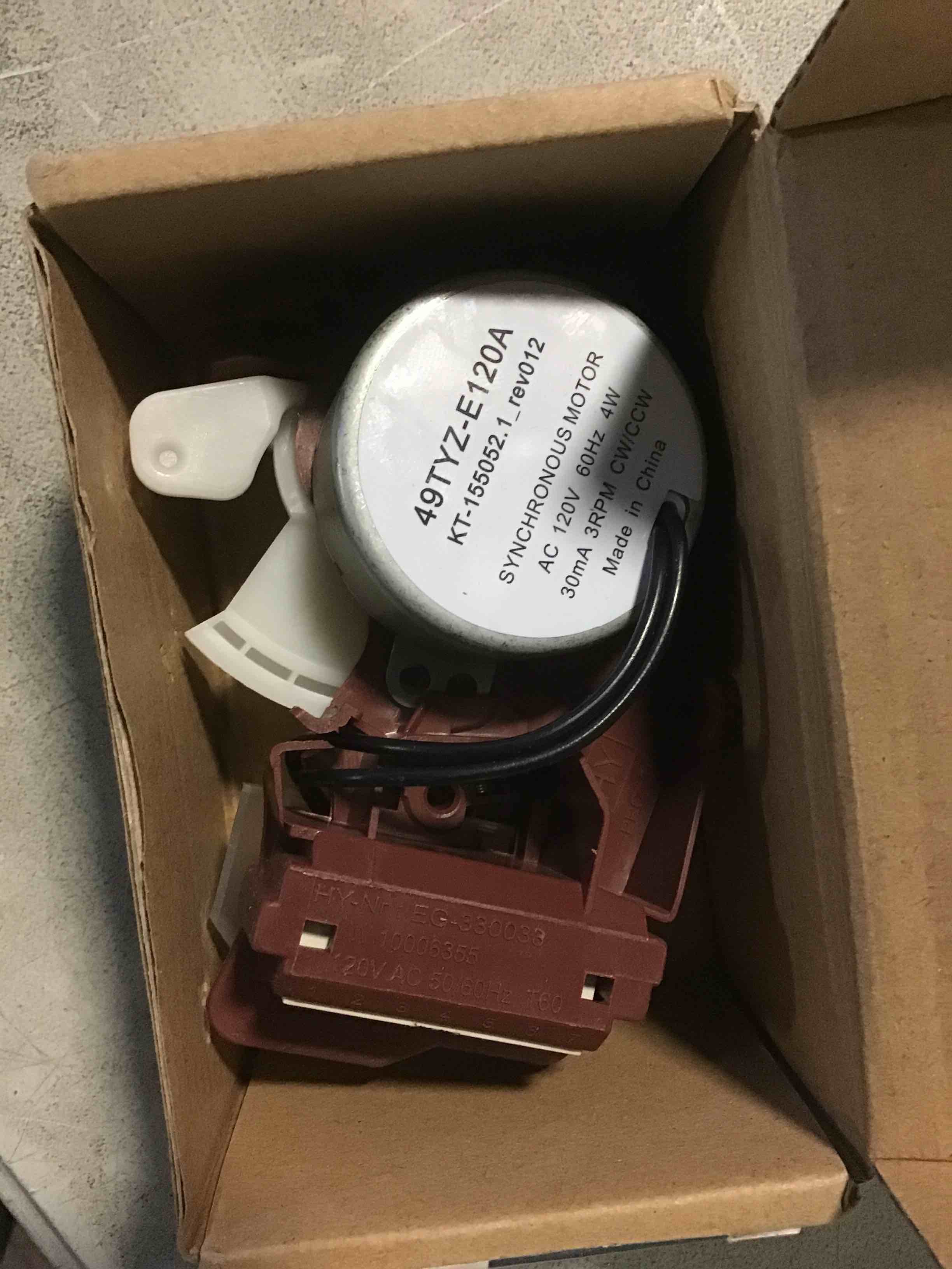 https://s3.amazonaws.com/lotting-images-prod/bidfta/ORG5613640_1701781000059.jpeg