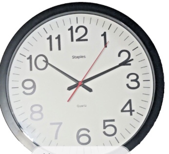 black frame quertz 14 in (35.6cm) diameter