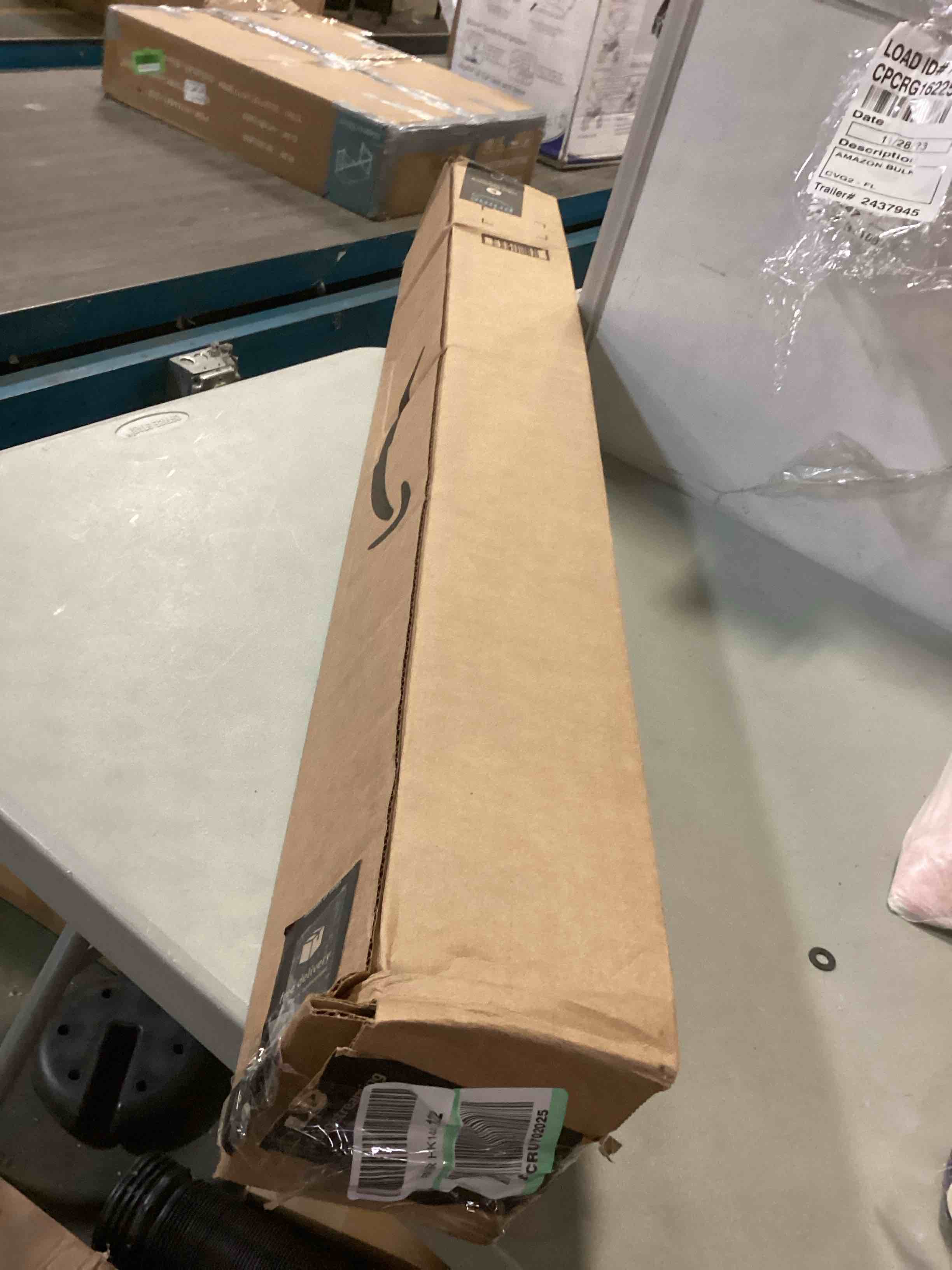 https://s3.amazonaws.com/lotting-images-prod/bidfta/ORG5615162_1701706439018.jpeg
