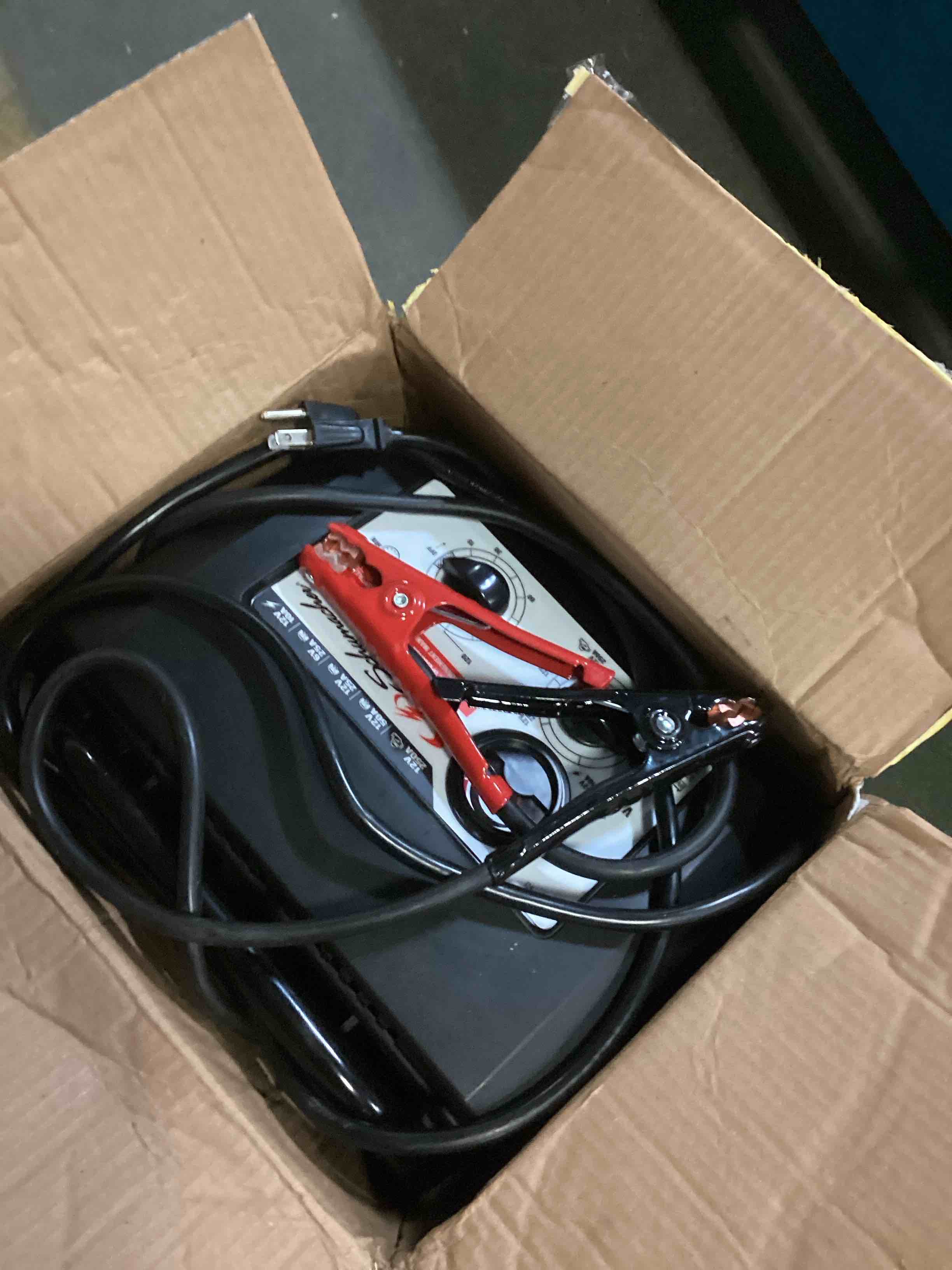 https://s3.amazonaws.com/lotting-images-prod/bidfta/ORG5615245_1701715695039.jpeg