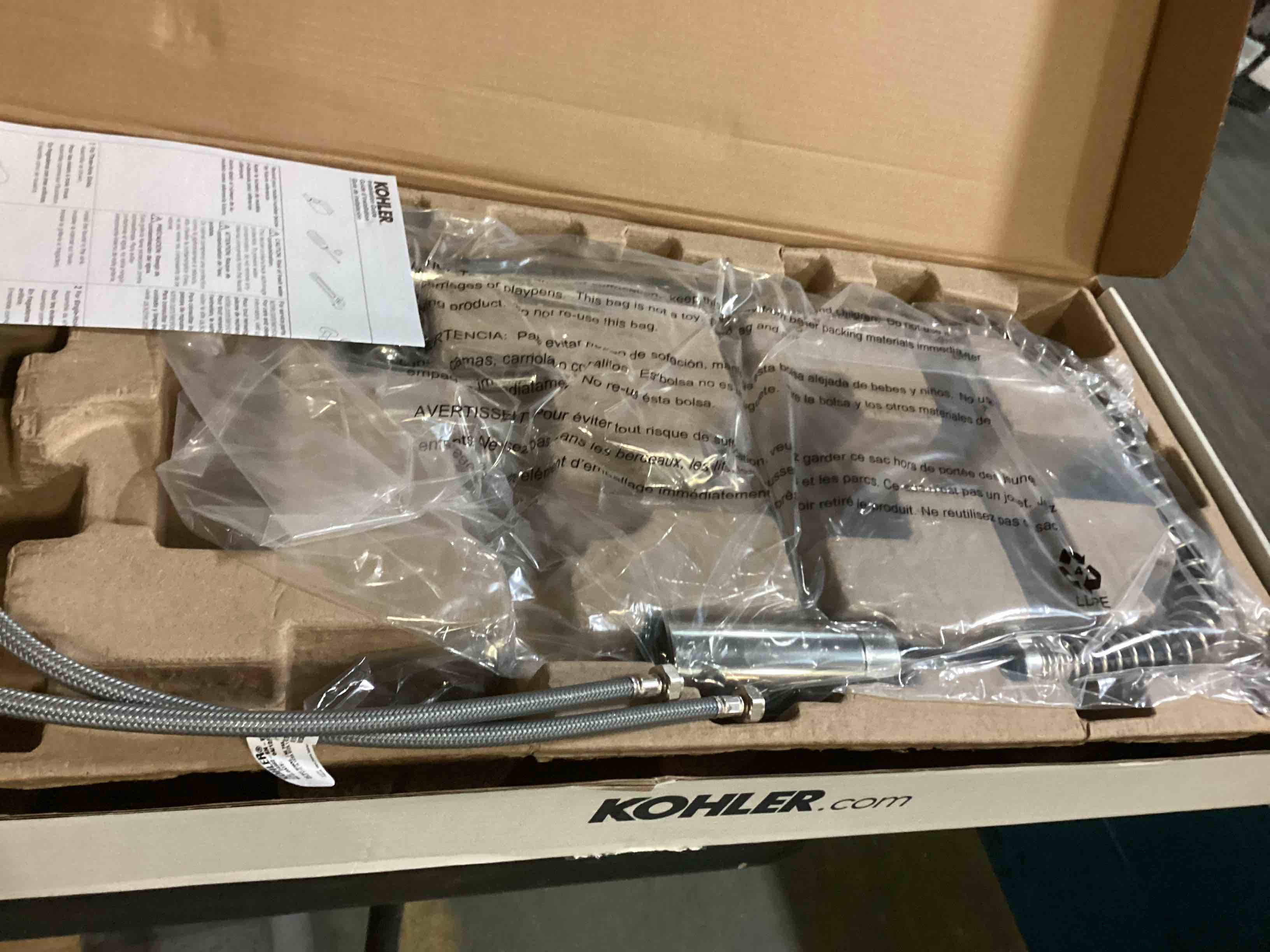 https://s3.amazonaws.com/lotting-images-prod/bidfta/ORG5615346_1701782623379.jpeg