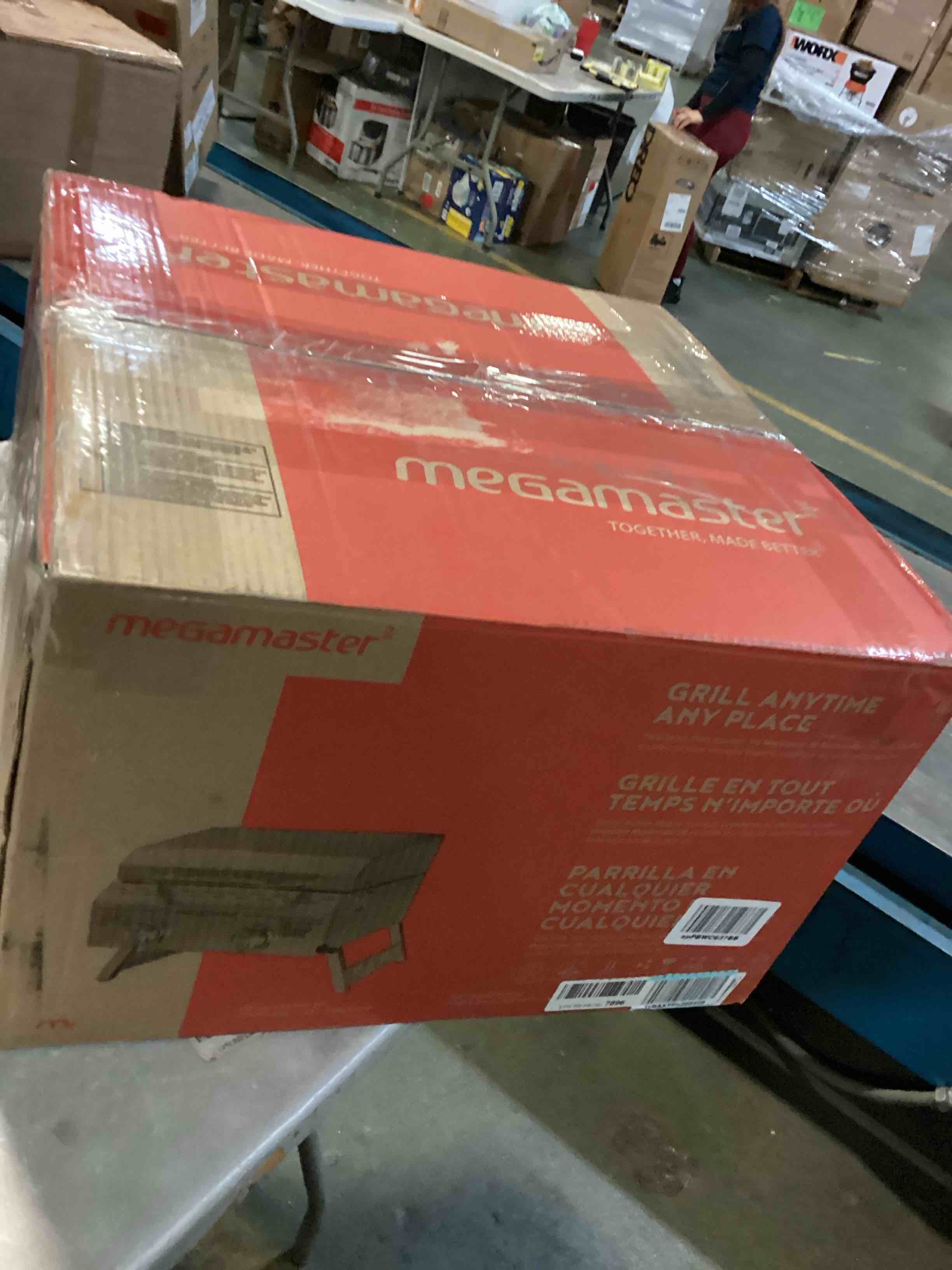 https://s3.amazonaws.com/lotting-images-prod/bidfta/ORG5616379_1702300841579.jpeg