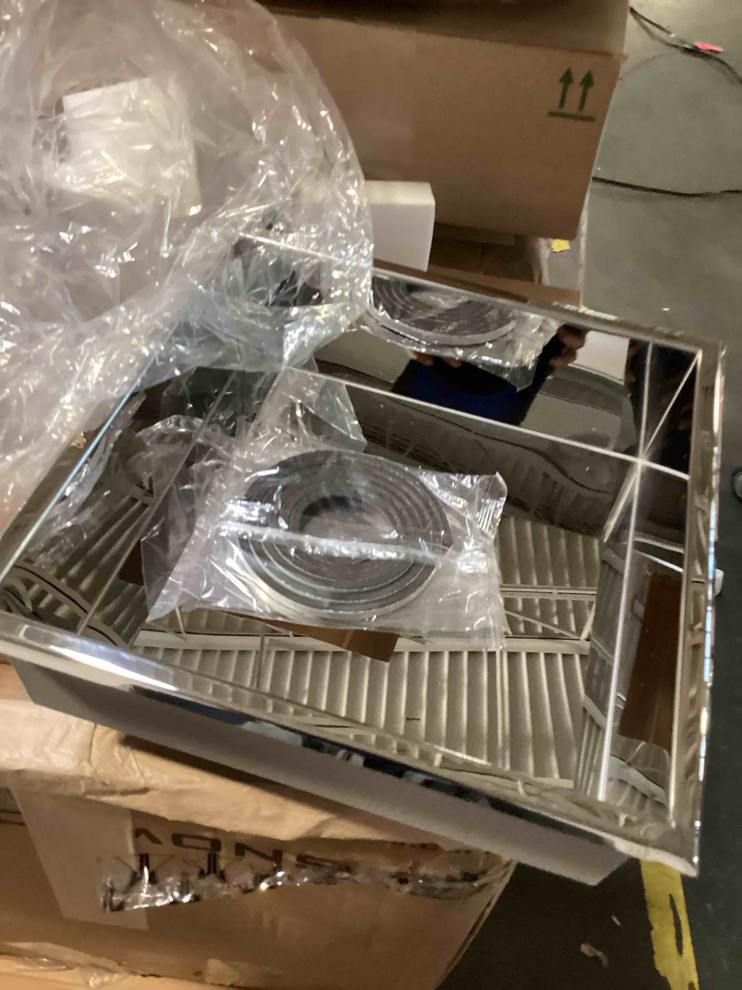 stainless steel single…etry 12x12 glossy