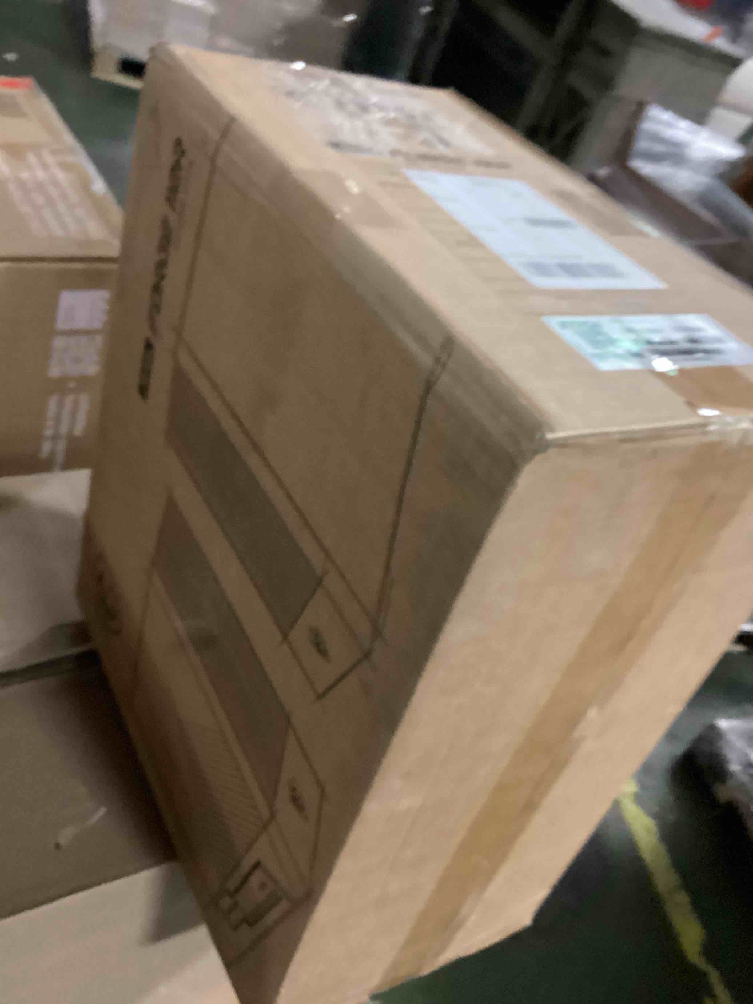 https://s3.amazonaws.com/lotting-images-prod/bidfta/ORG5617058_1703596356463.jpeg