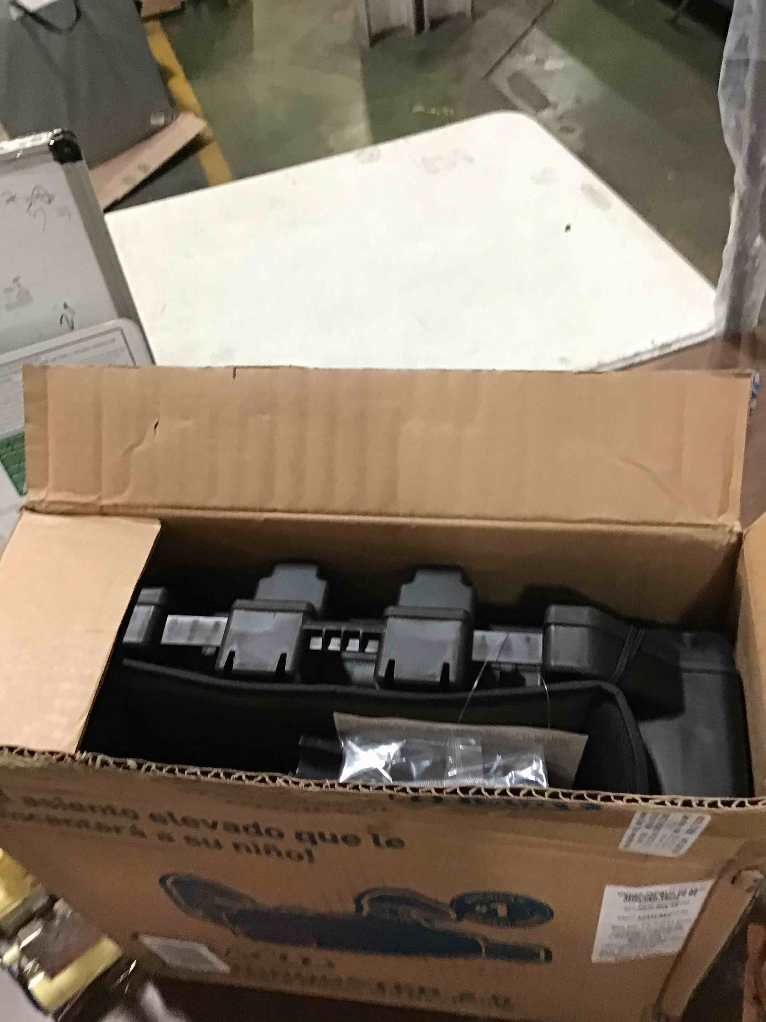 https://s3.amazonaws.com/lotting-images-prod/bidfta/ORG5618792_1702045097323.jpeg