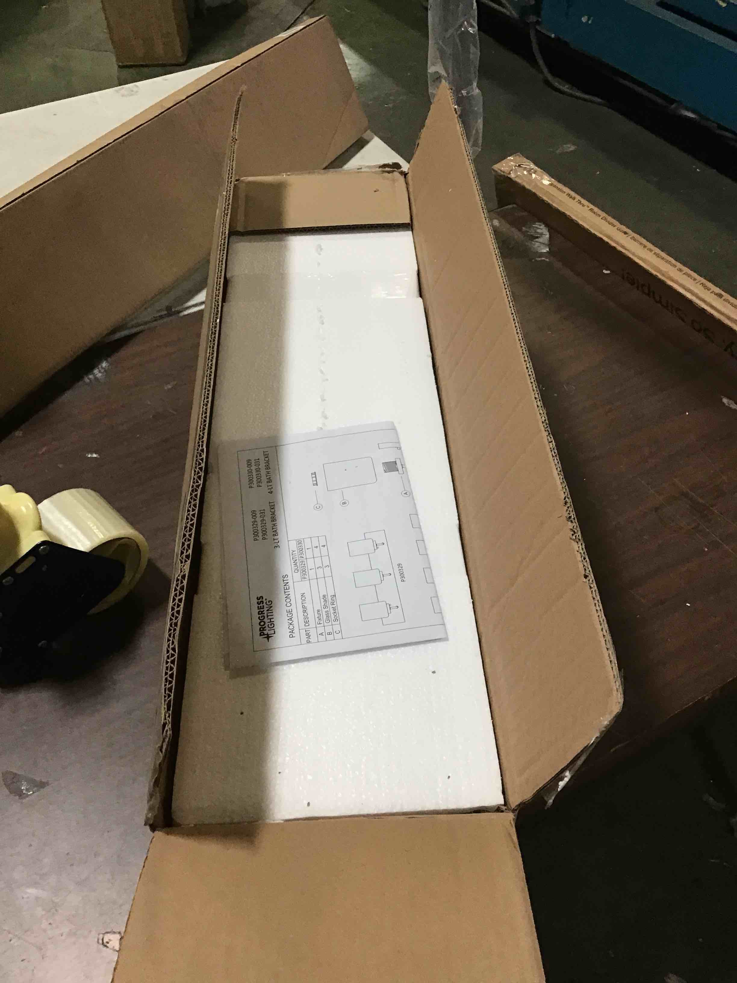 https://s3.amazonaws.com/lotting-images-prod/bidfta/ORG5618893_1702060927944.jpeg