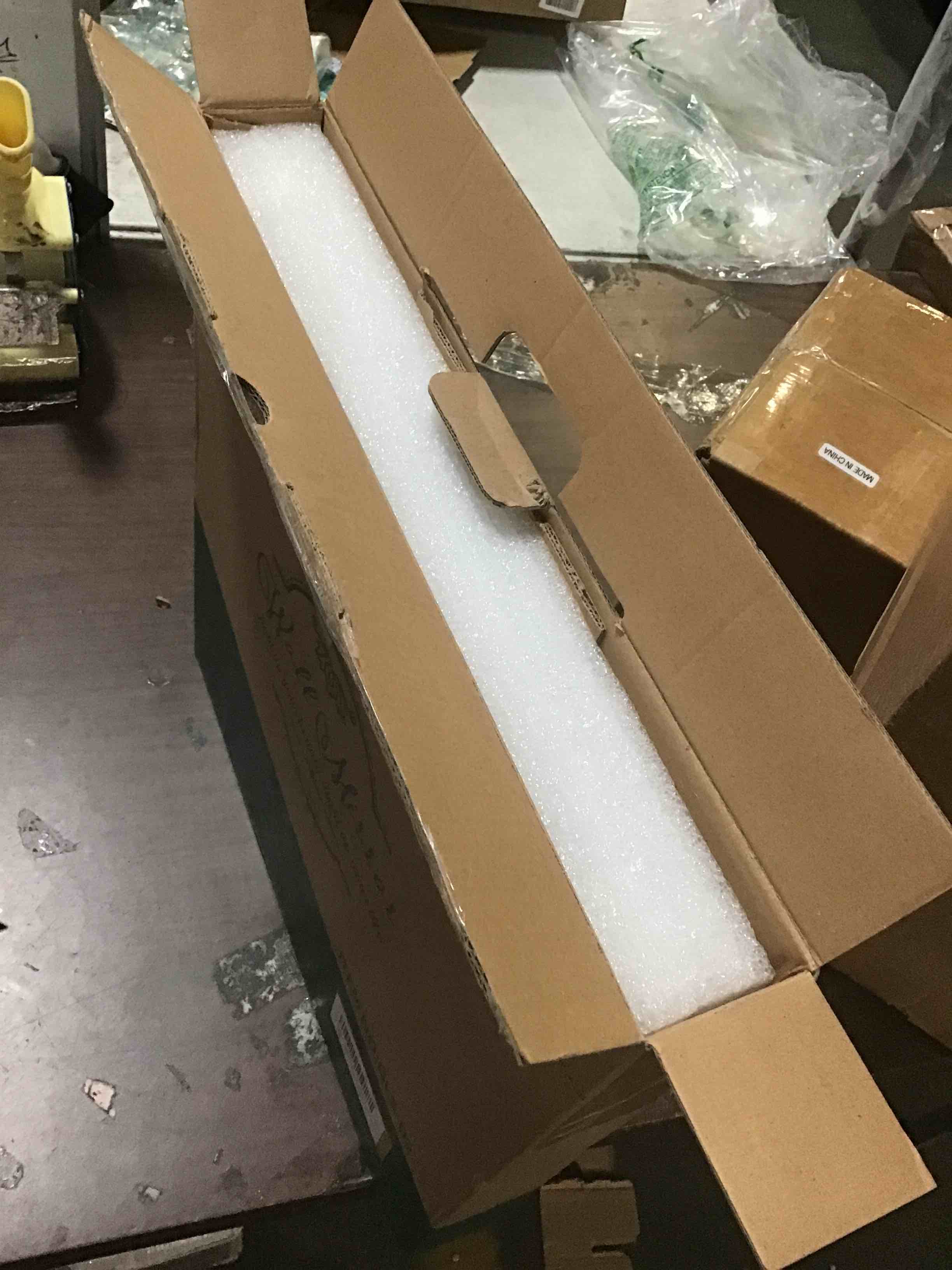 https://s3.amazonaws.com/lotting-images-prod/bidfta/ORG5618909_1702062946295.jpeg