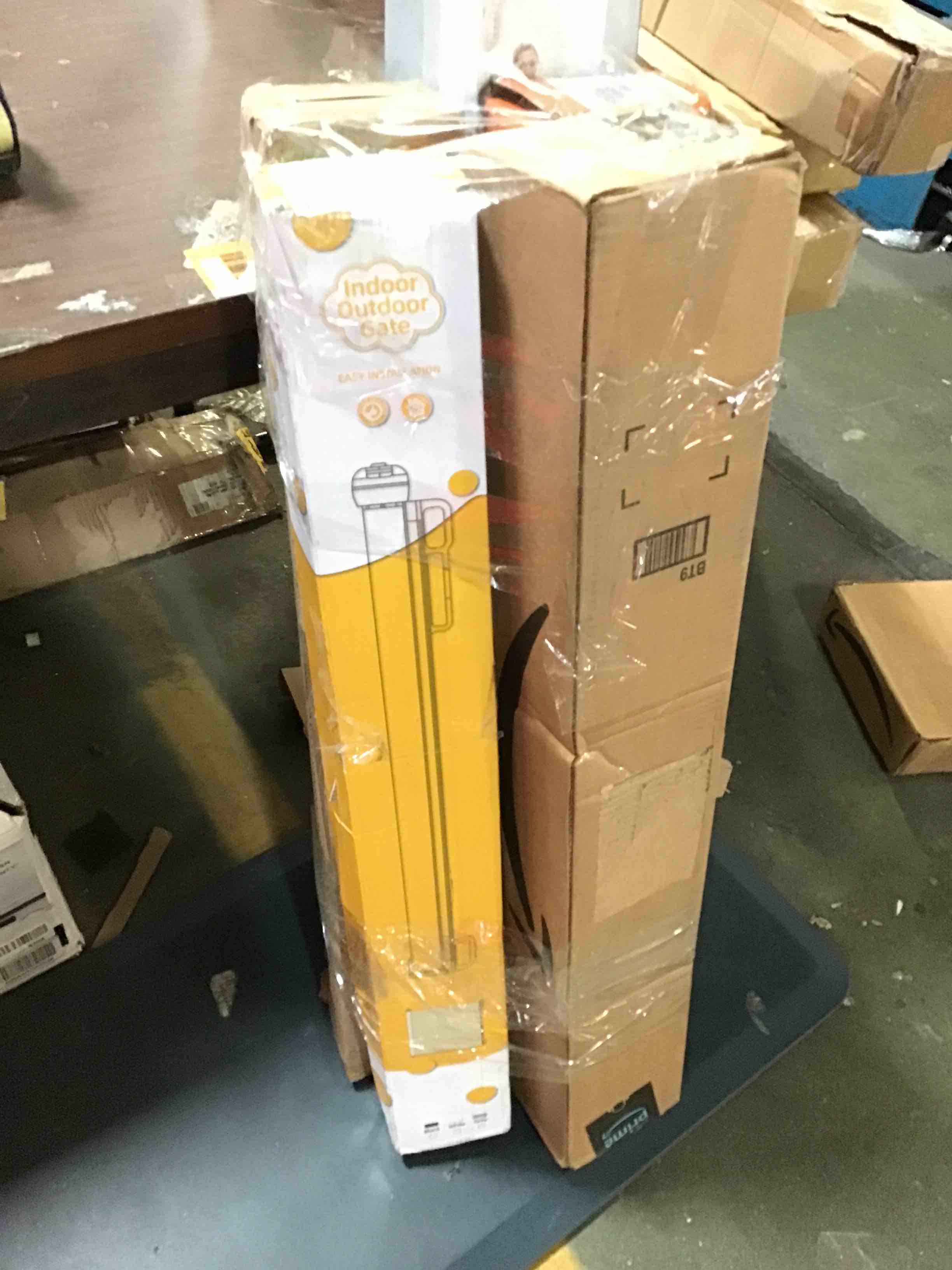 Assorted Baby Gate (Design And Size May Vary)