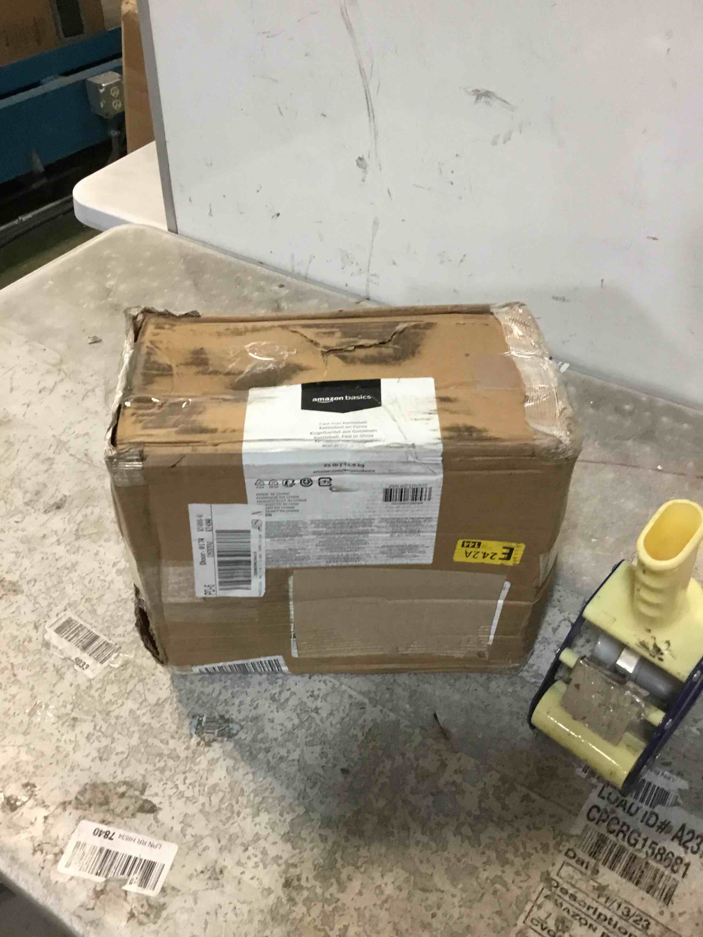 https://s3.amazonaws.com/lotting-images-prod/bidfta/ORG5619201_1702475833995.jpeg