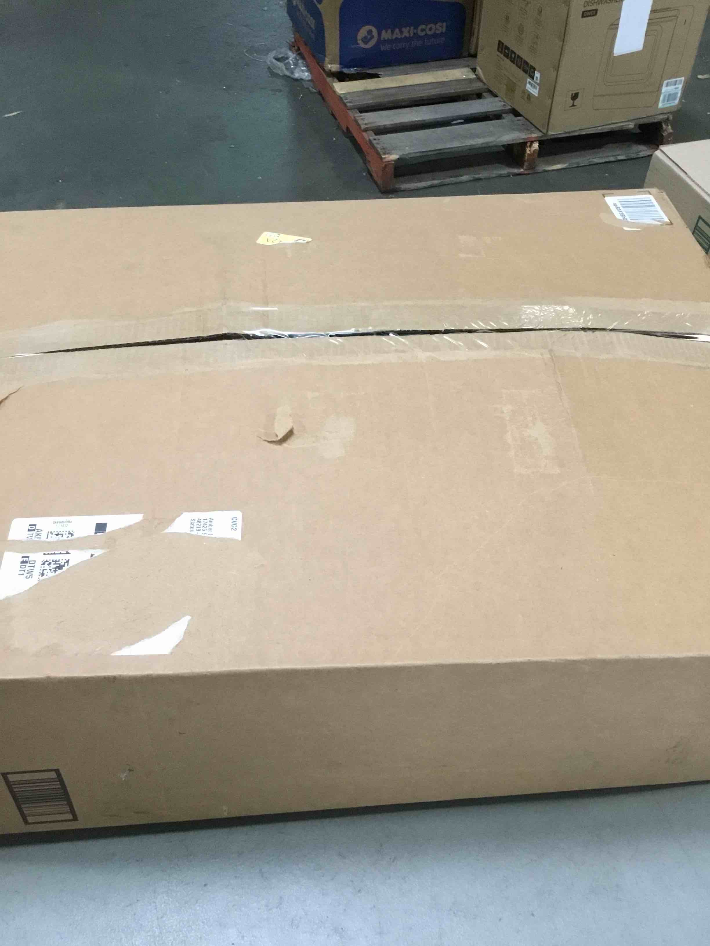 https://s3.amazonaws.com/lotting-images-prod/bidfta/ORG5619864_1702067119711.jpeg