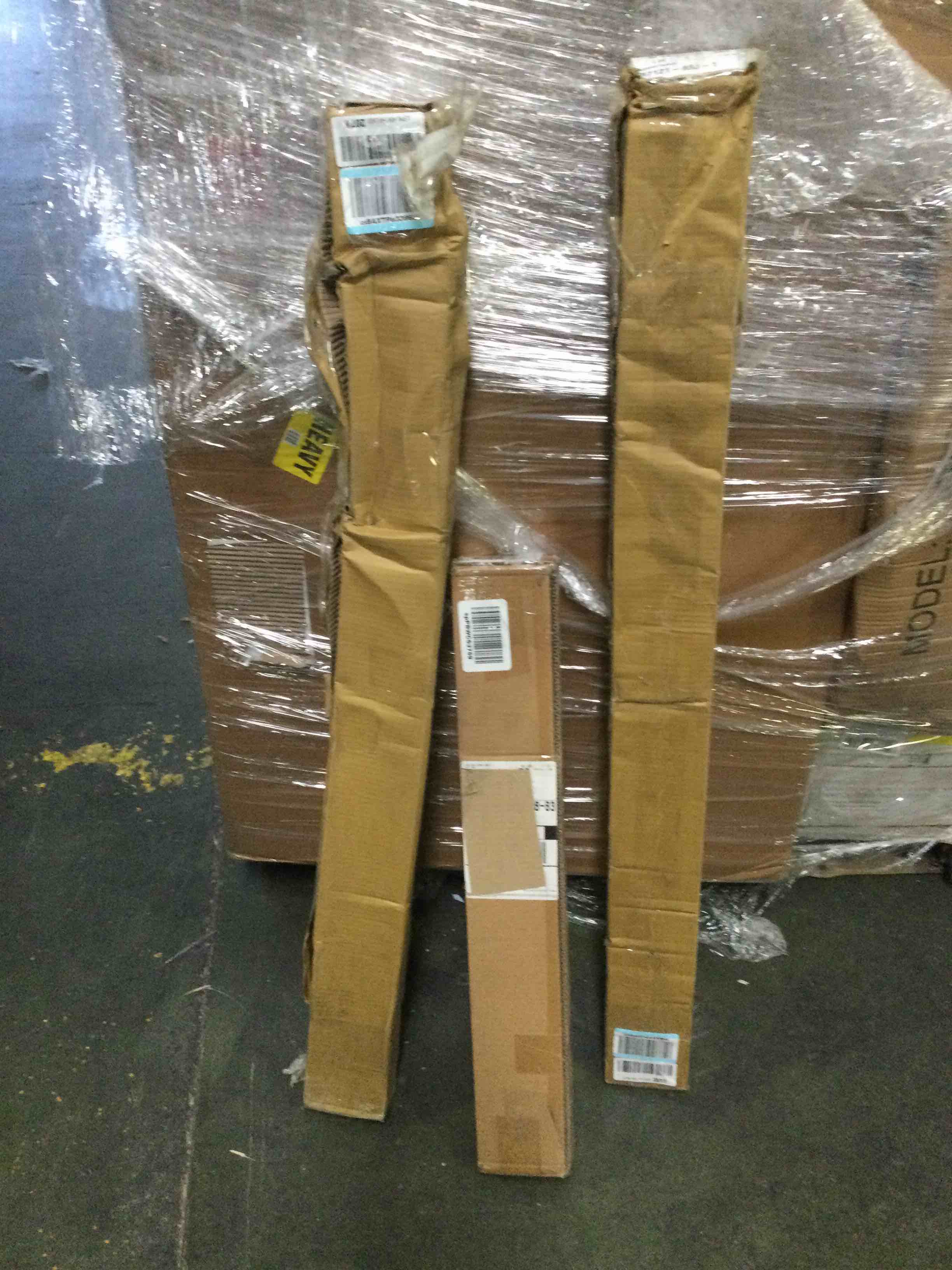 https://s3.amazonaws.com/lotting-images-prod/bidfta/ORG5619997_1702320636753.jpeg