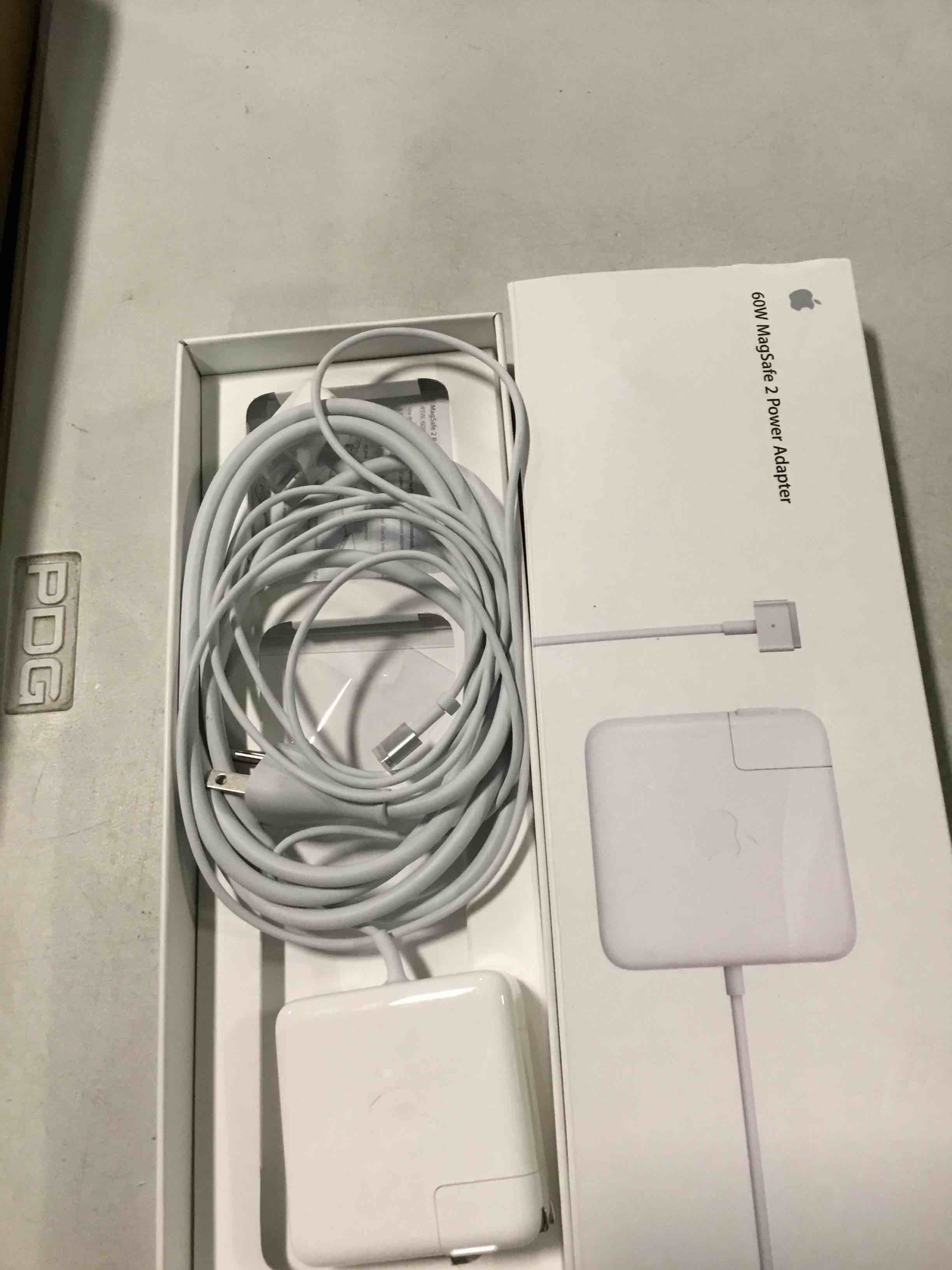 https://s3.amazonaws.com/lotting-images-prod/bidfta/ORG5620874_1702908026274.jpeg