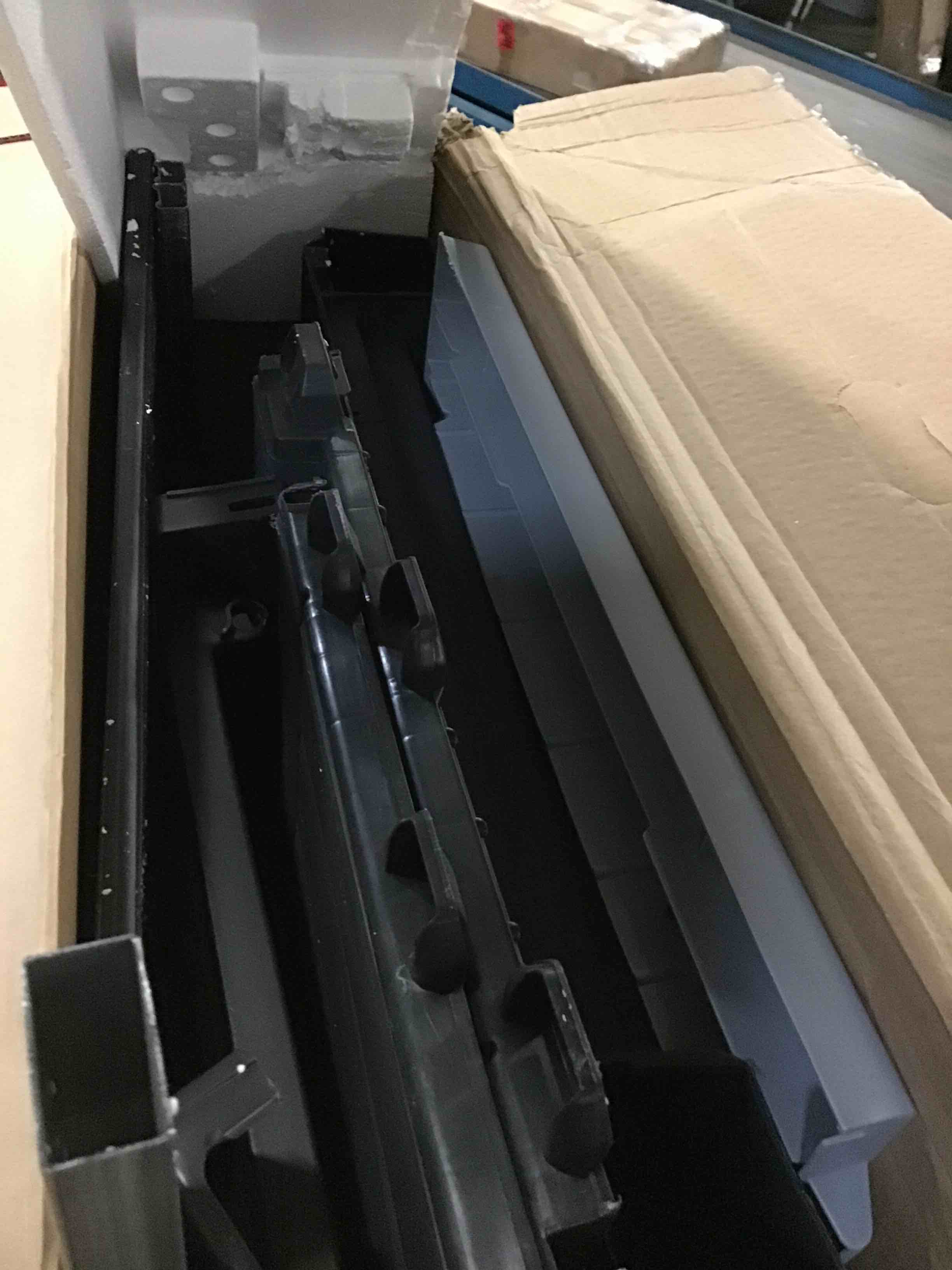 https://s3.amazonaws.com/lotting-images-prod/bidfta/ORG5624760_1697542999035.jpeg