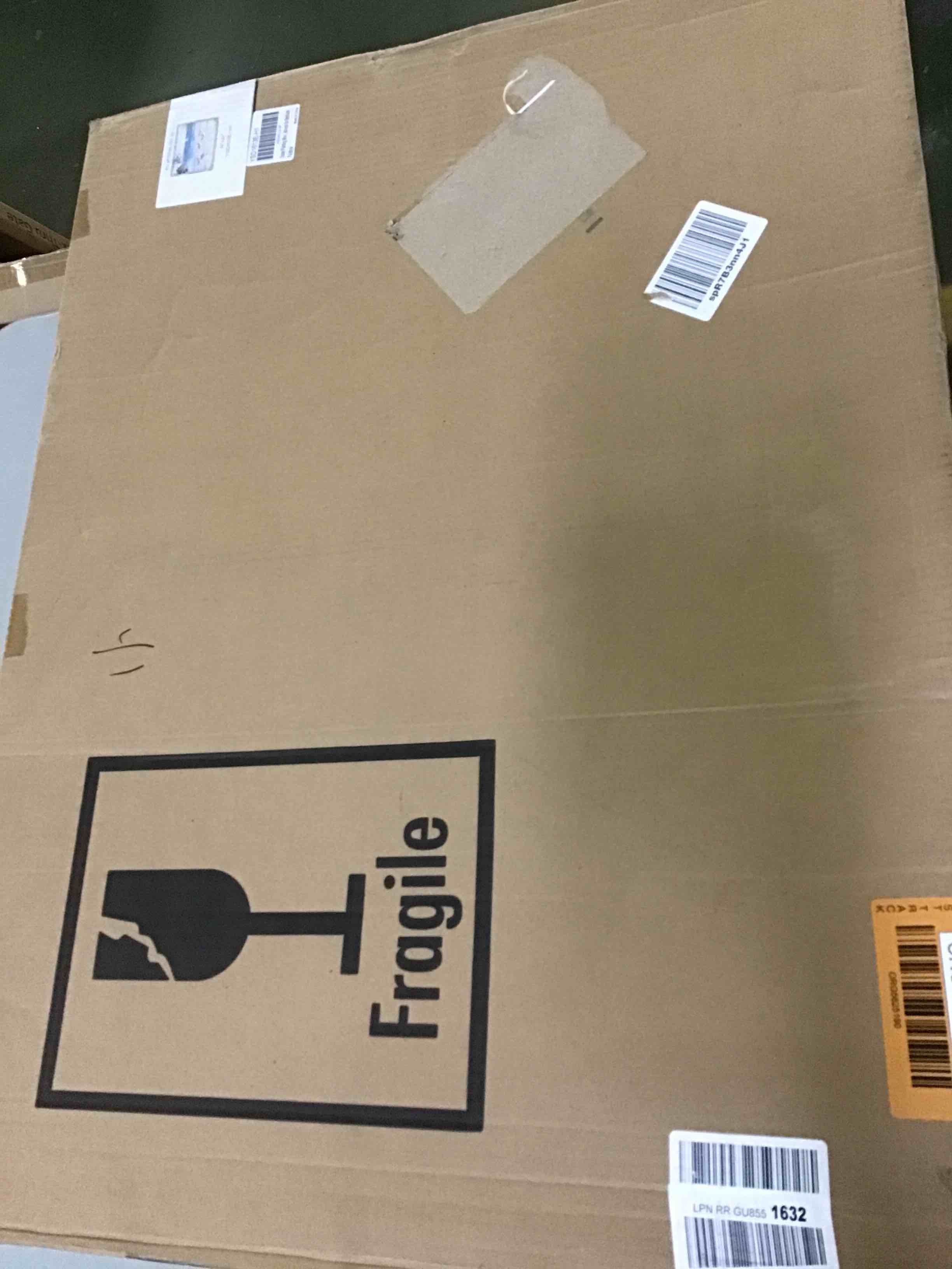 https://s3.amazonaws.com/lotting-images-prod/bidfta/ORG5625190_1697741797171.jpeg