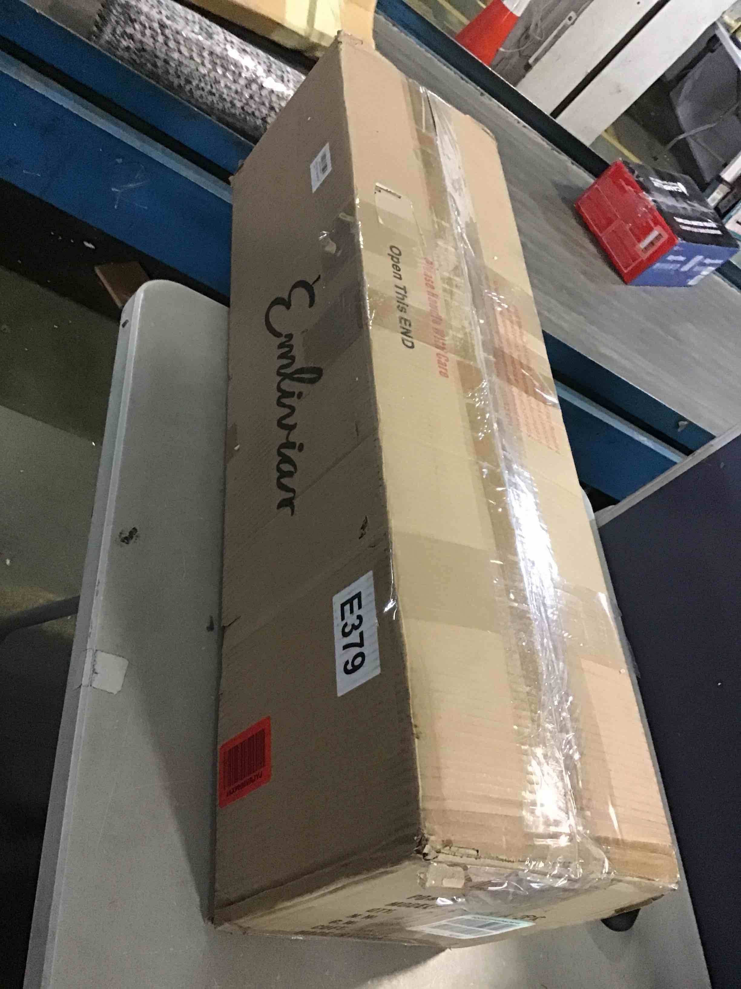 https://s3.amazonaws.com/lotting-images-prod/bidfta/ORG5629544_1698063726617.jpeg