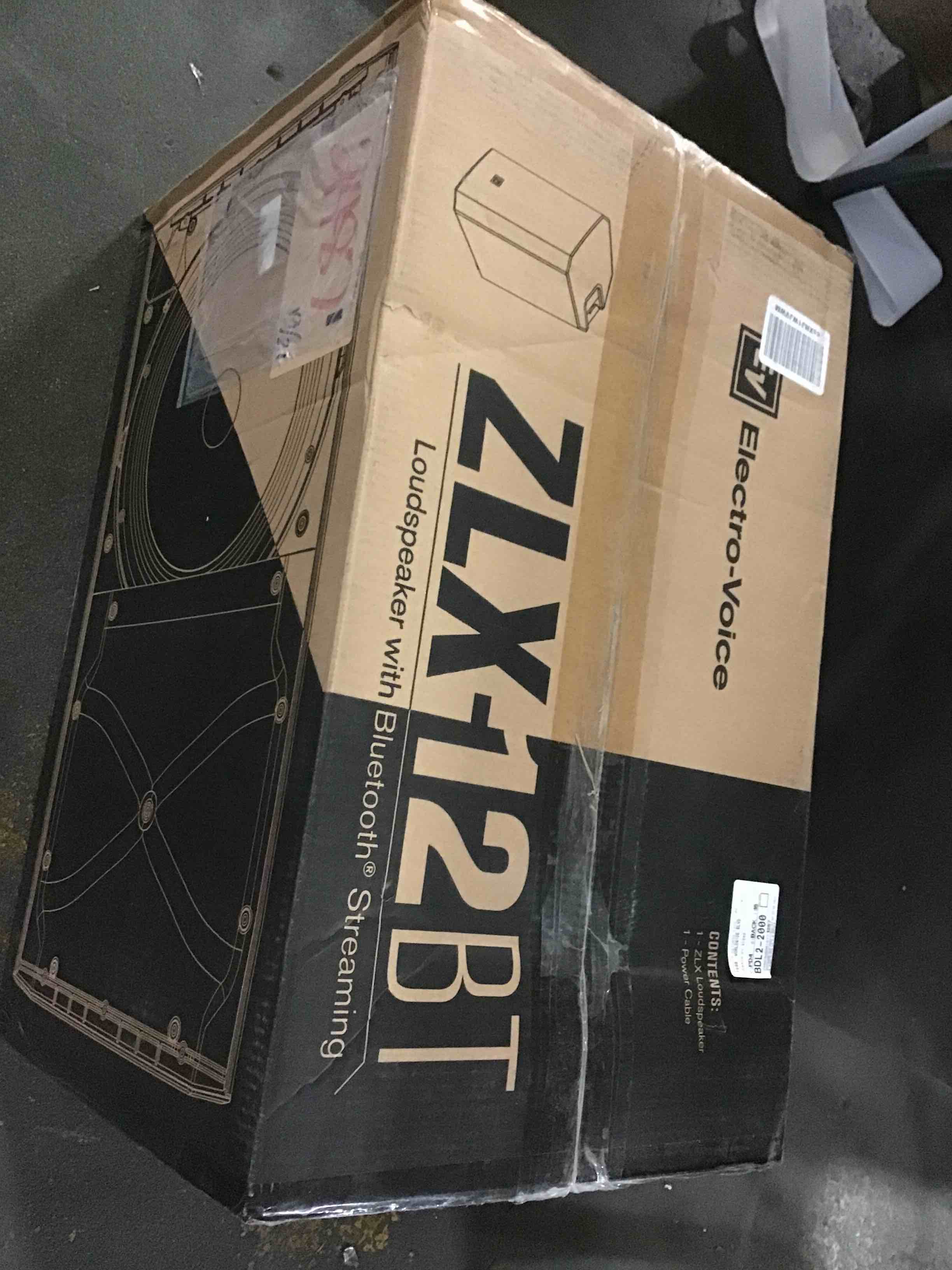 https://s3.amazonaws.com/lotting-images-prod/bidfta/ORG5630138_1697113637572.jpeg
