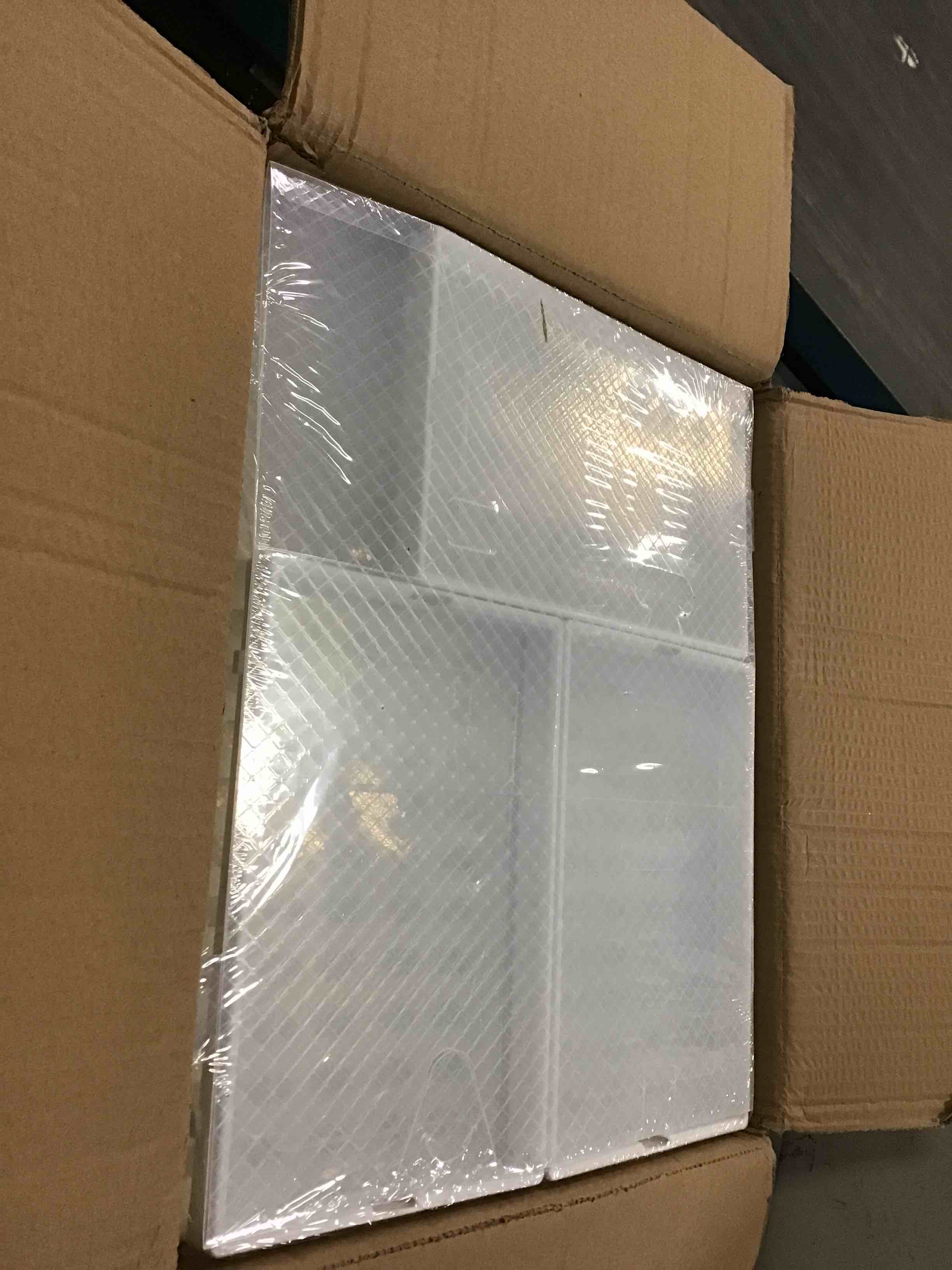 https://s3.amazonaws.com/lotting-images-prod/bidfta/ORG5631052_1697639854403.jpeg
