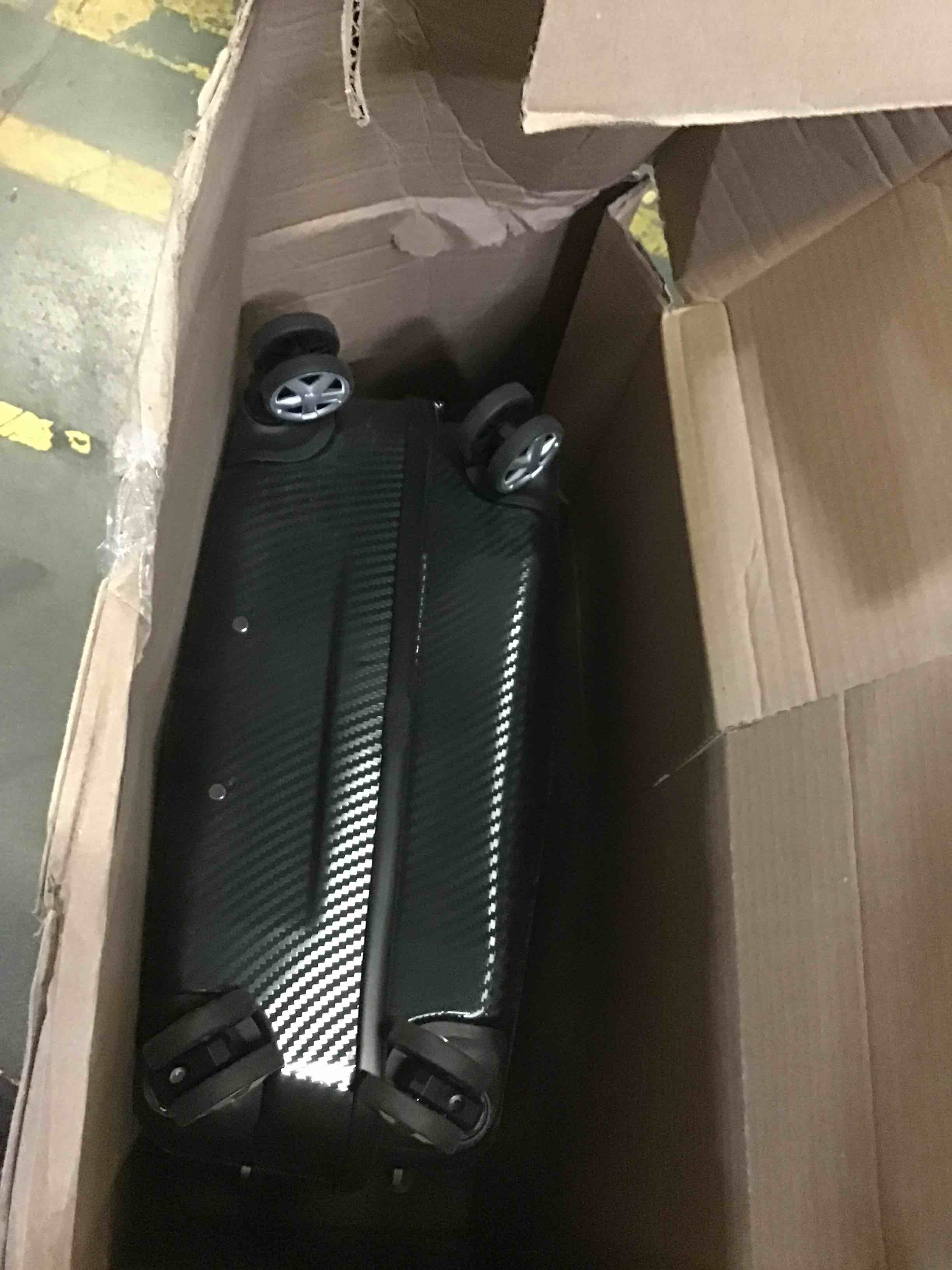 https://s3.amazonaws.com/lotting-images-prod/bidfta/ORG5632041_1697723183334.jpeg