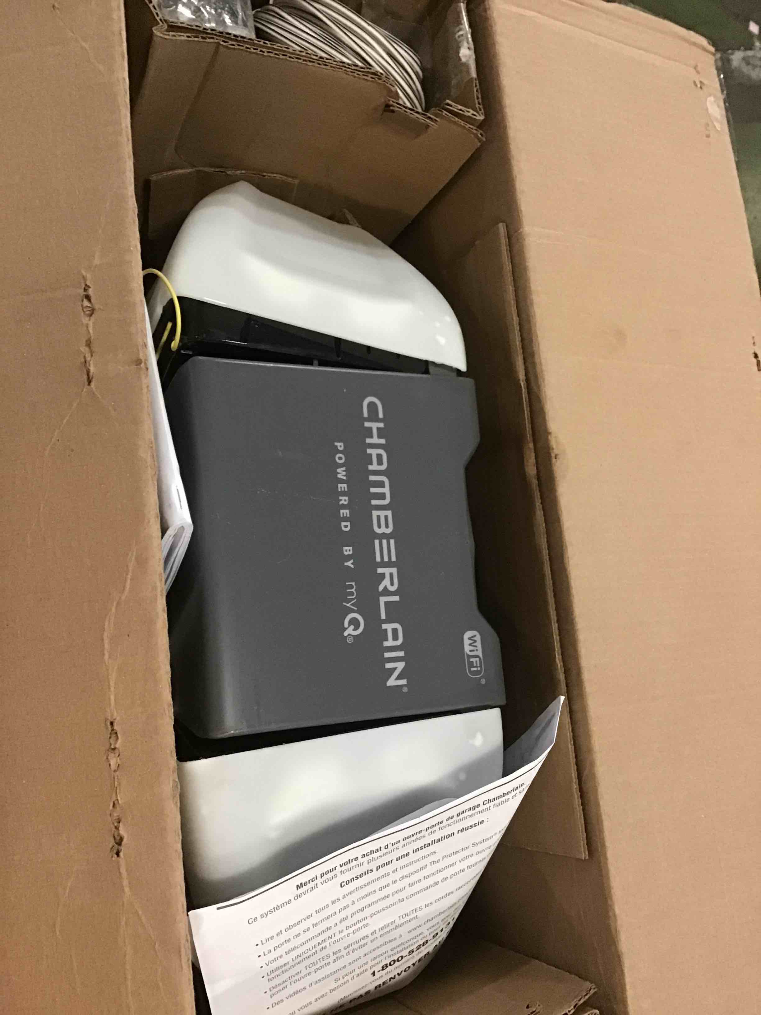https://s3.amazonaws.com/lotting-images-prod/bidfta/ORG5636221_1696016043019.jpeg